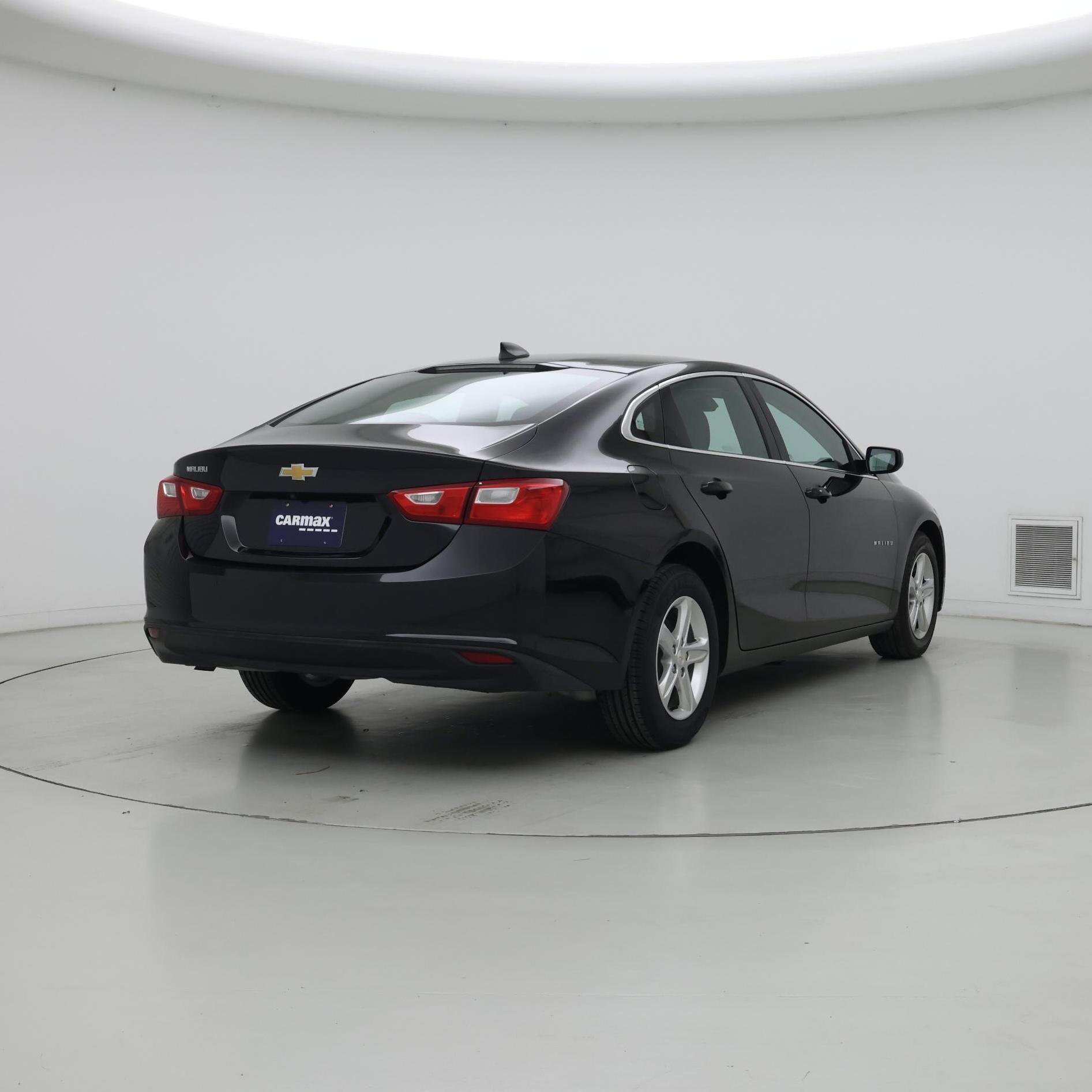 Thumbnail: 2024 Chevrolet Malibu - 8