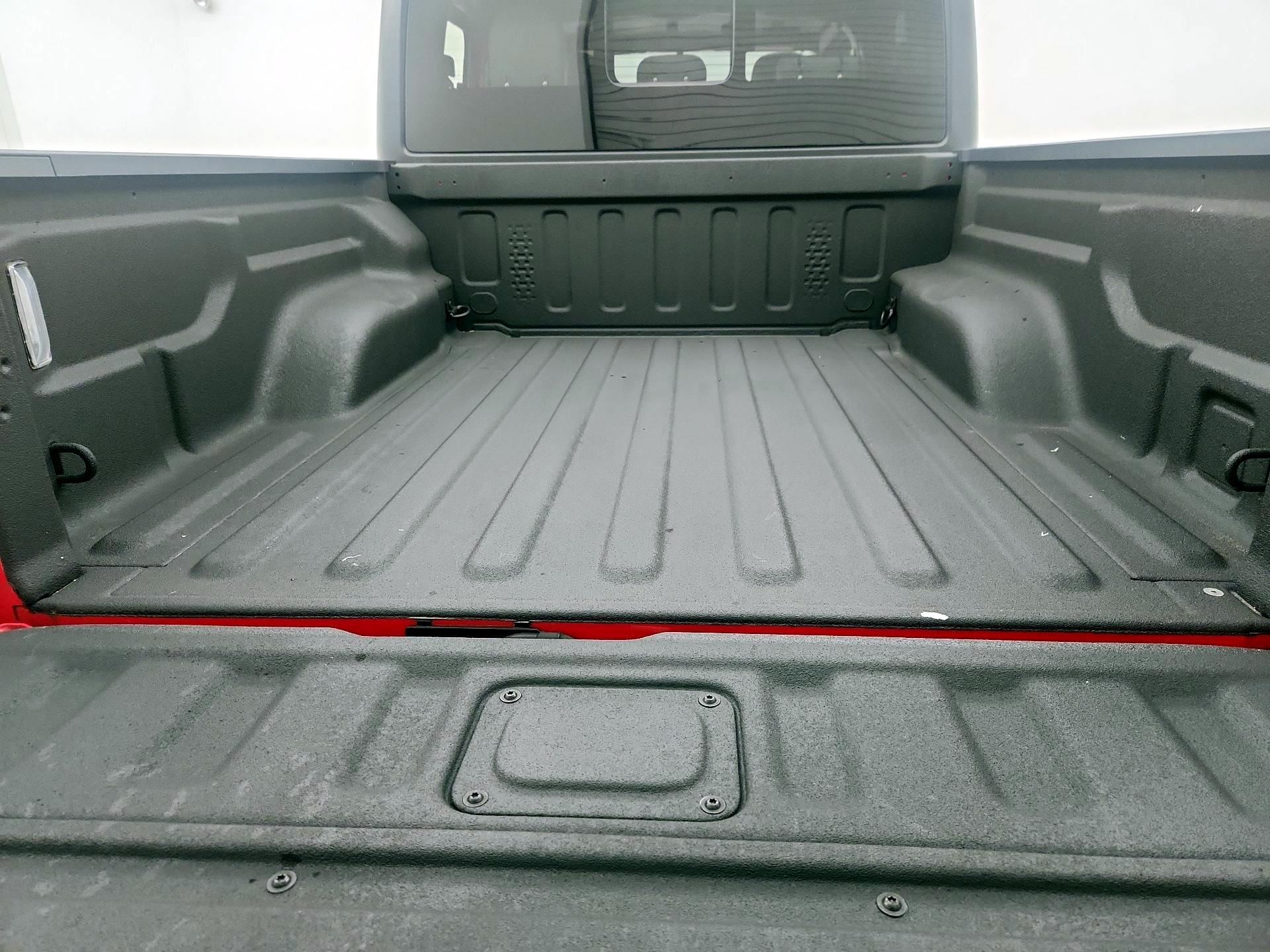 Thumbnail: 2021 Jeep Gladiator - 20