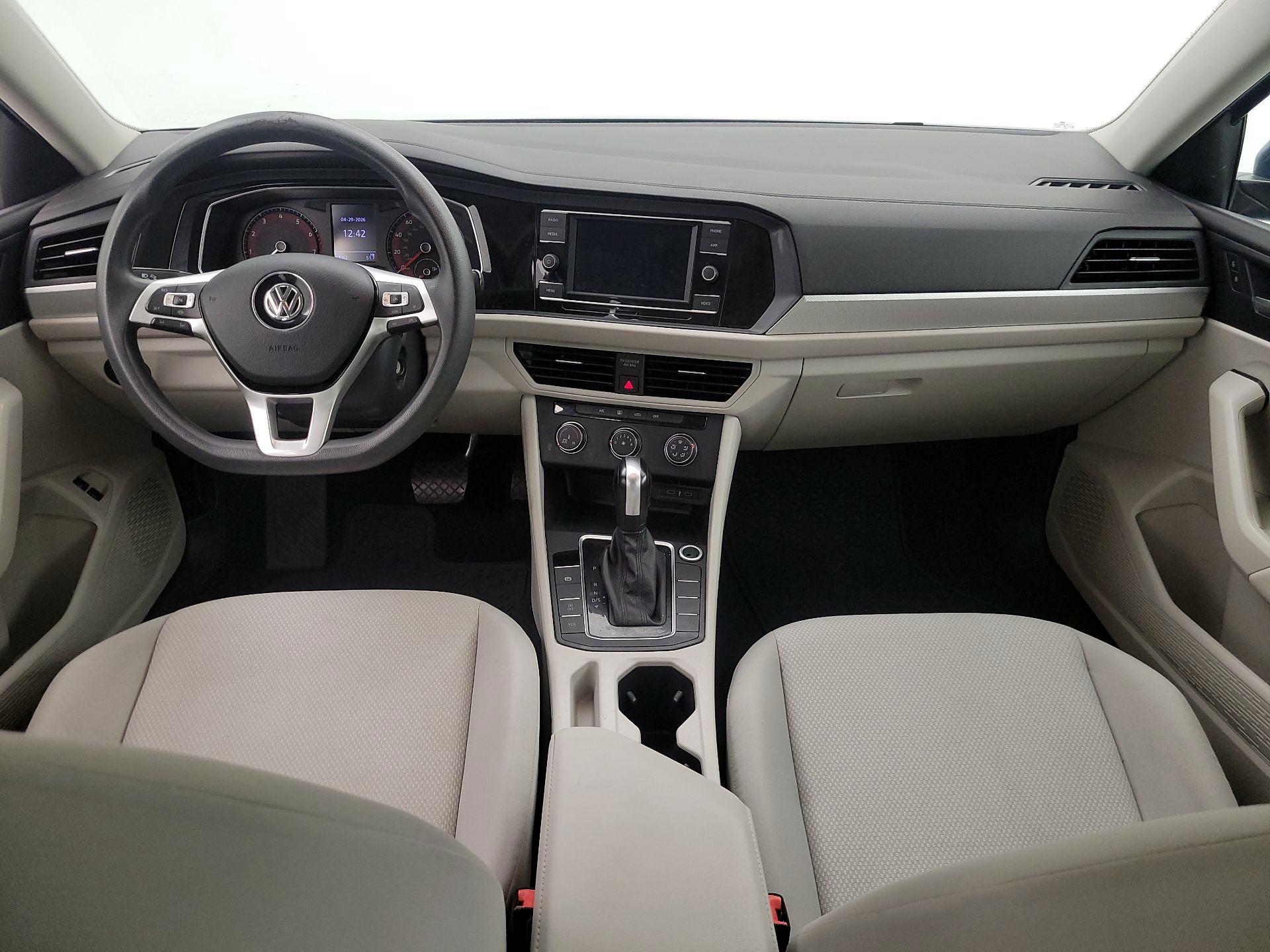 Thumbnail: 2021 Volkswagen Jetta - 9