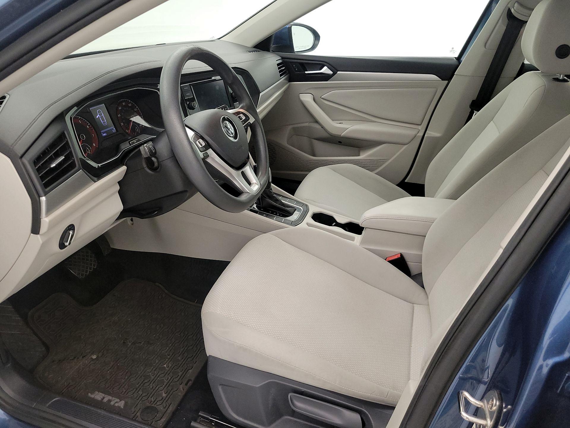 Thumbnail: 2021 Volkswagen Jetta - 11