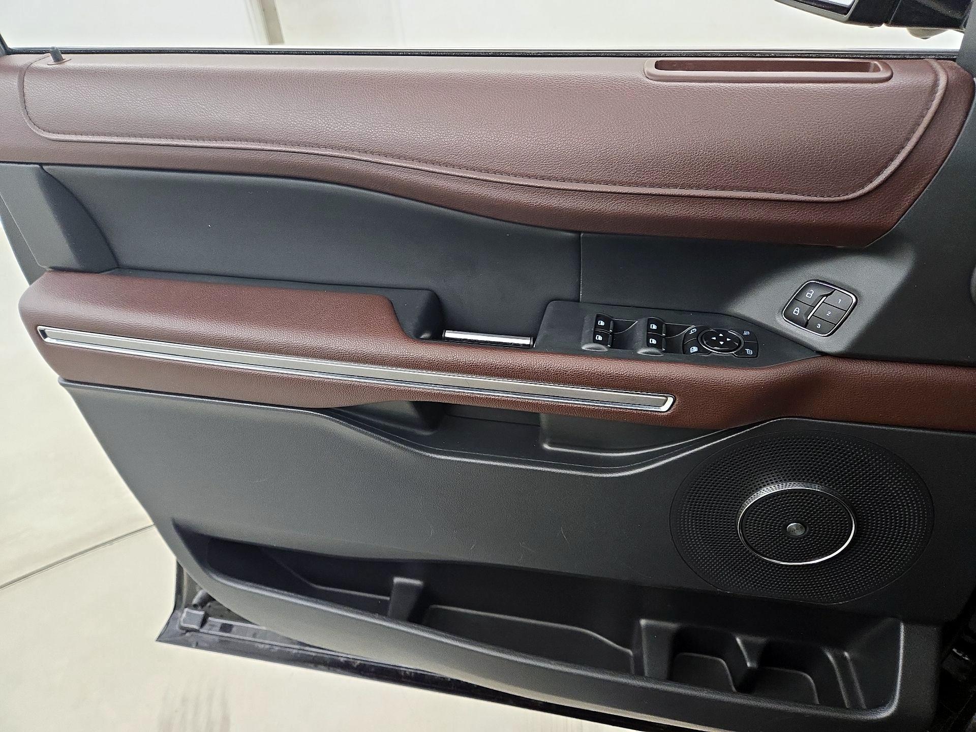 Thumbnail: 2024 Ford Expedition MAX - 12