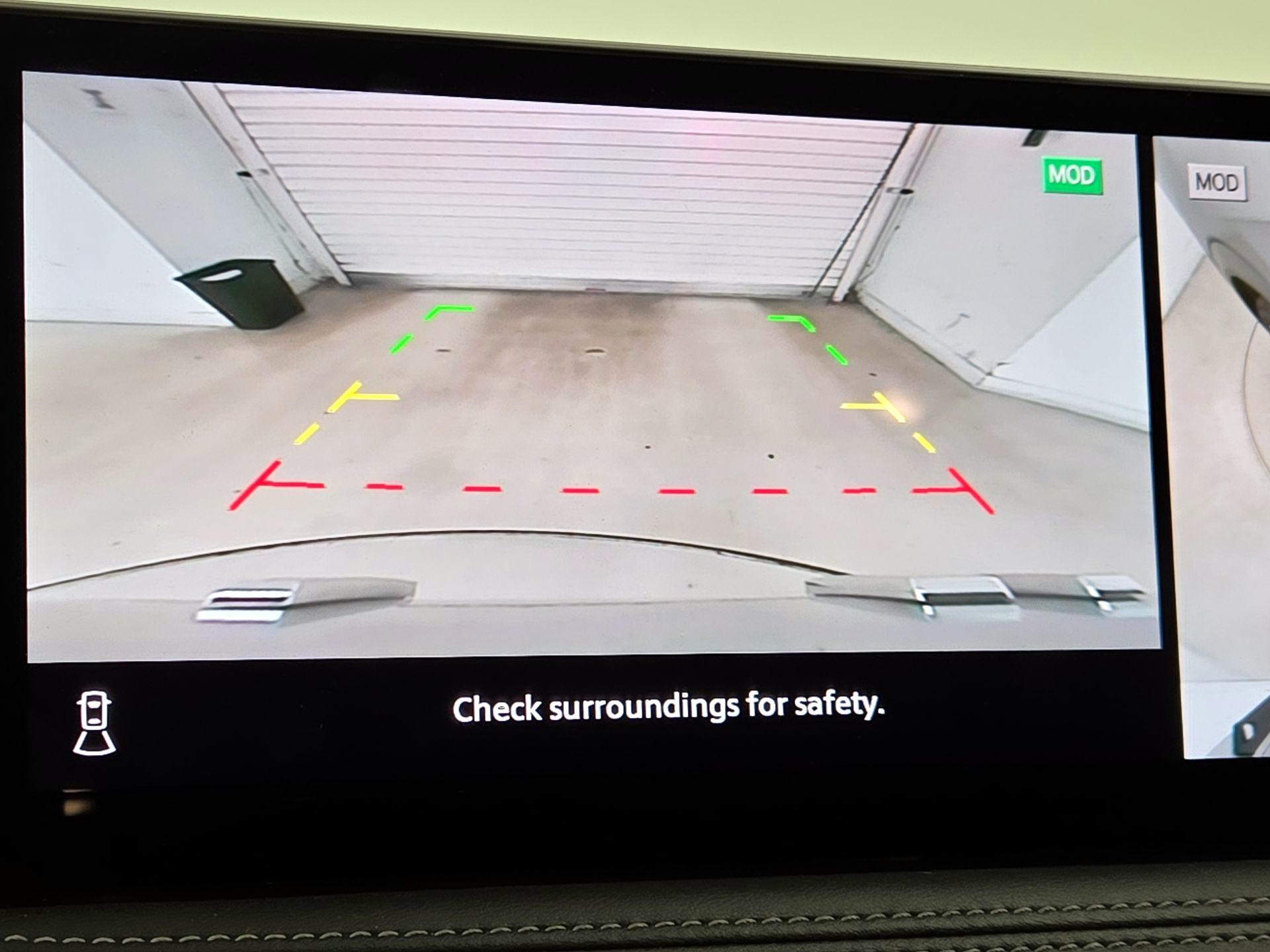 Thumbnail: 2023 INFINITI QX60 - 14