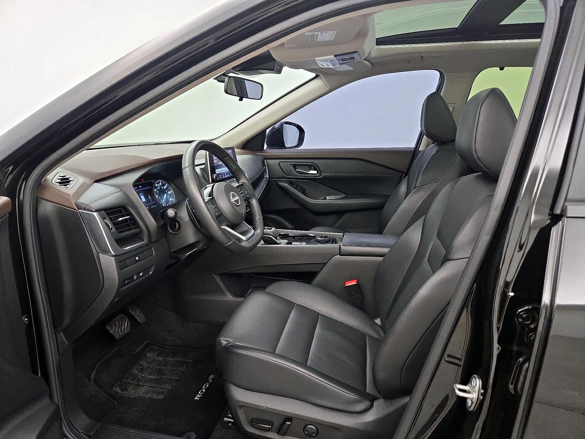 Thumbnail: 2023 Nissan Rogue - 11