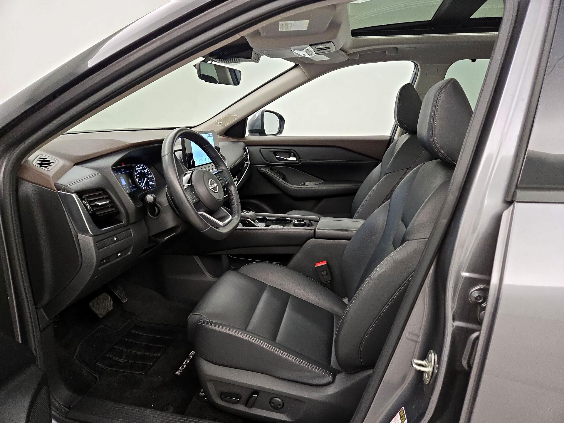 Thumbnail: 2023 Nissan Rogue - 11