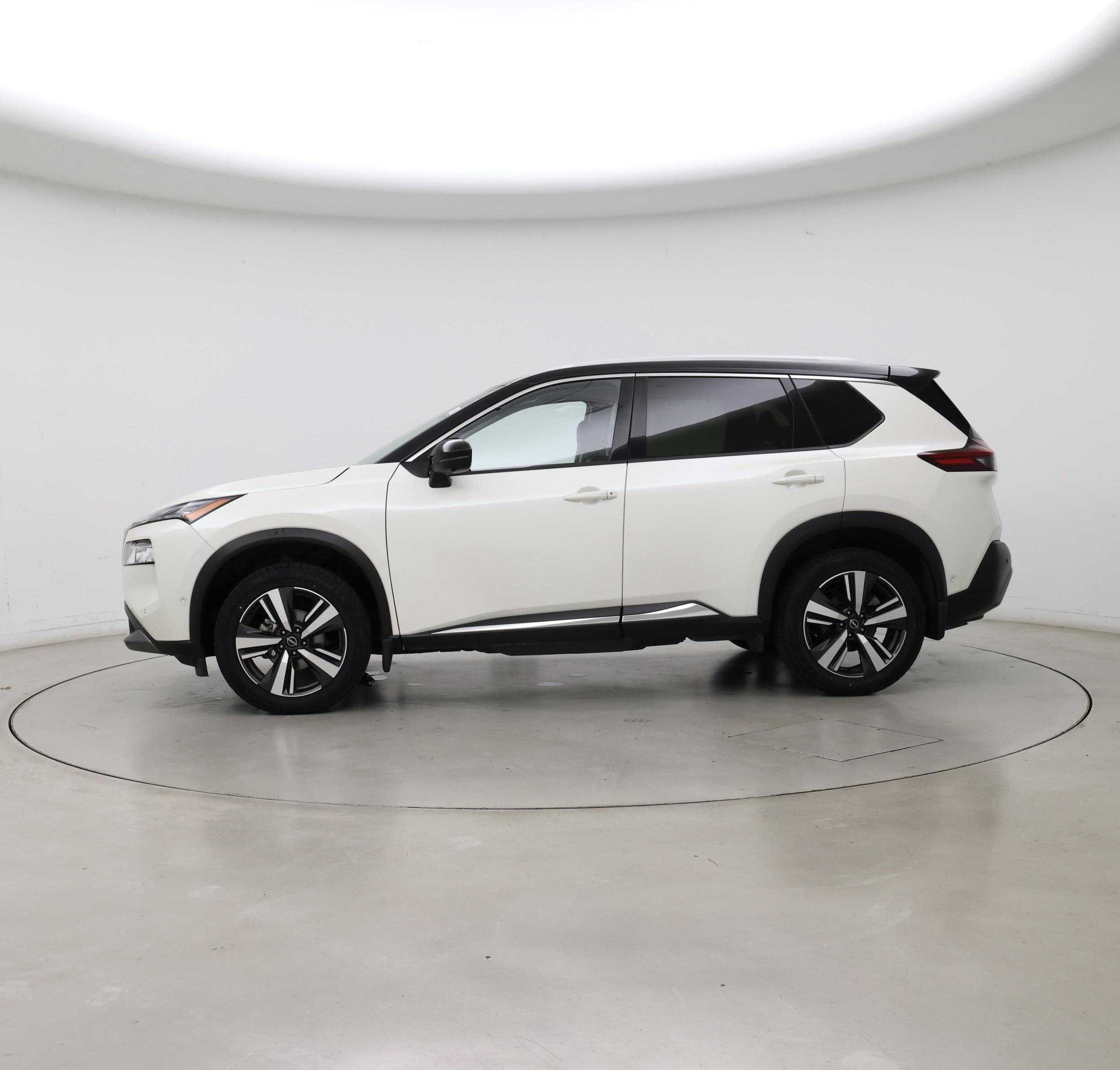 Thumbnail: 2023 Nissan Rogue - 3