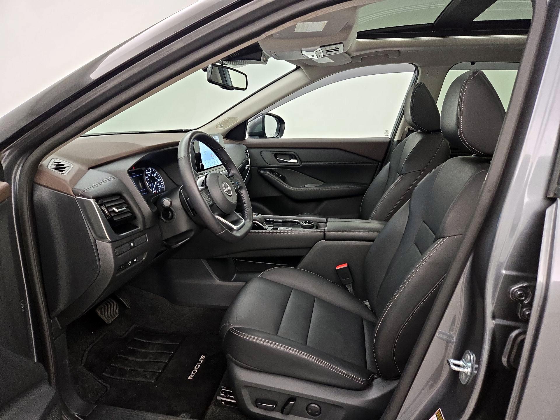 Thumbnail: 2023 Nissan Rogue - 11