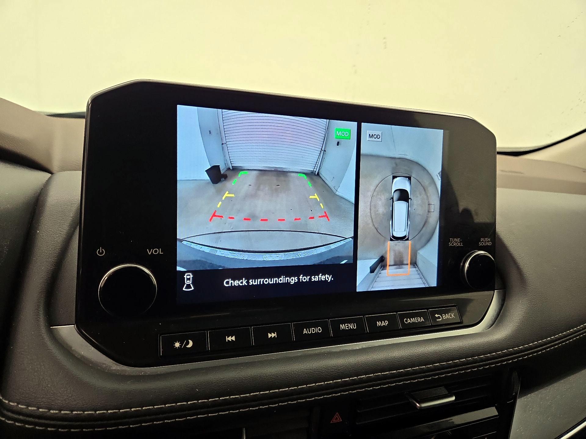 Thumbnail: 2023 Nissan Rogue - 15