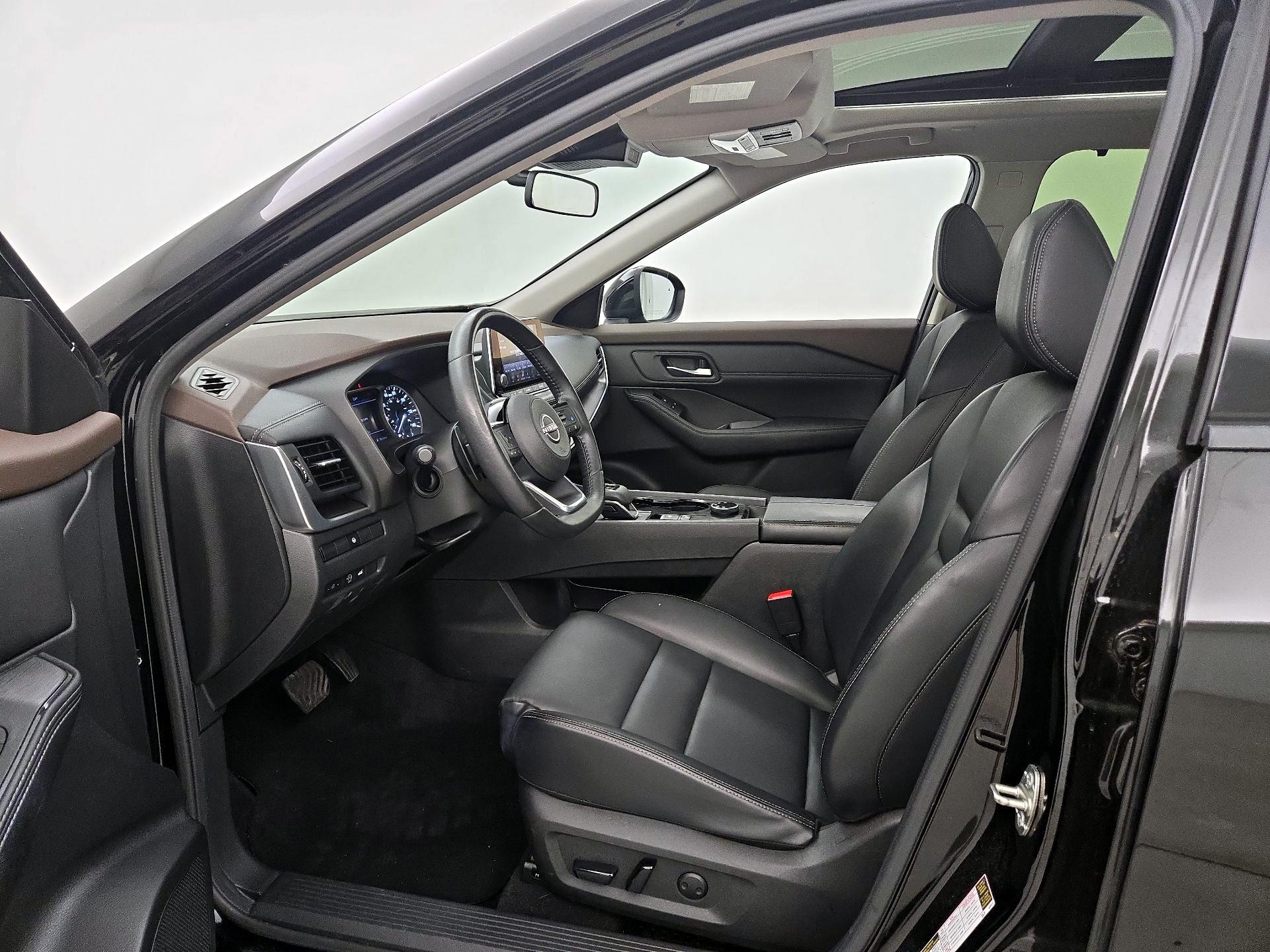 Thumbnail: 2023 Nissan Rogue - 11