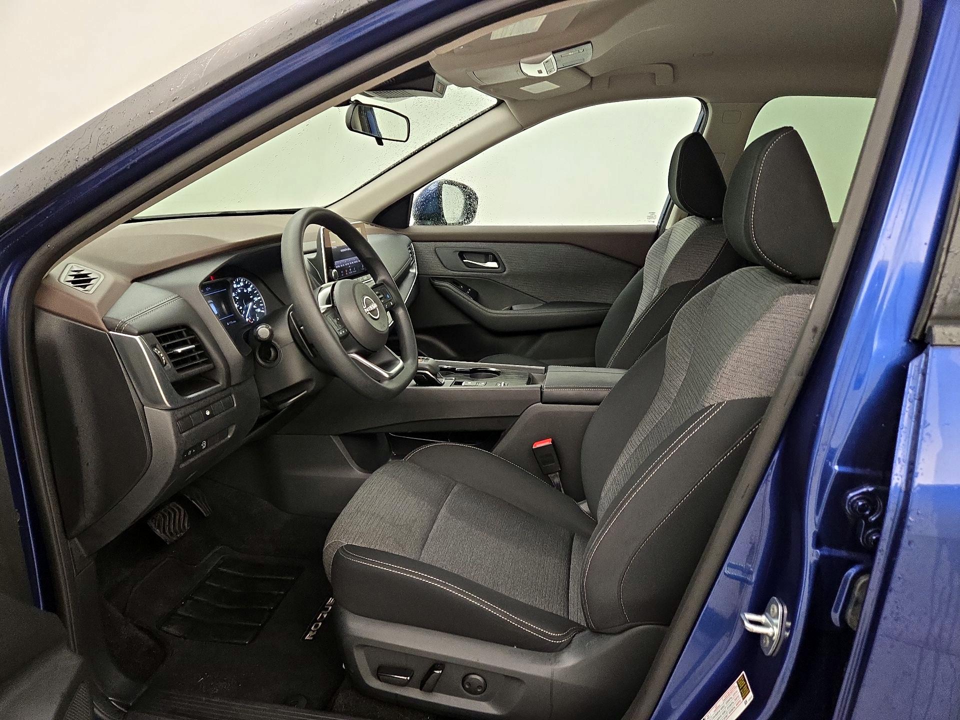 Thumbnail: 2023 Nissan Rogue - 11