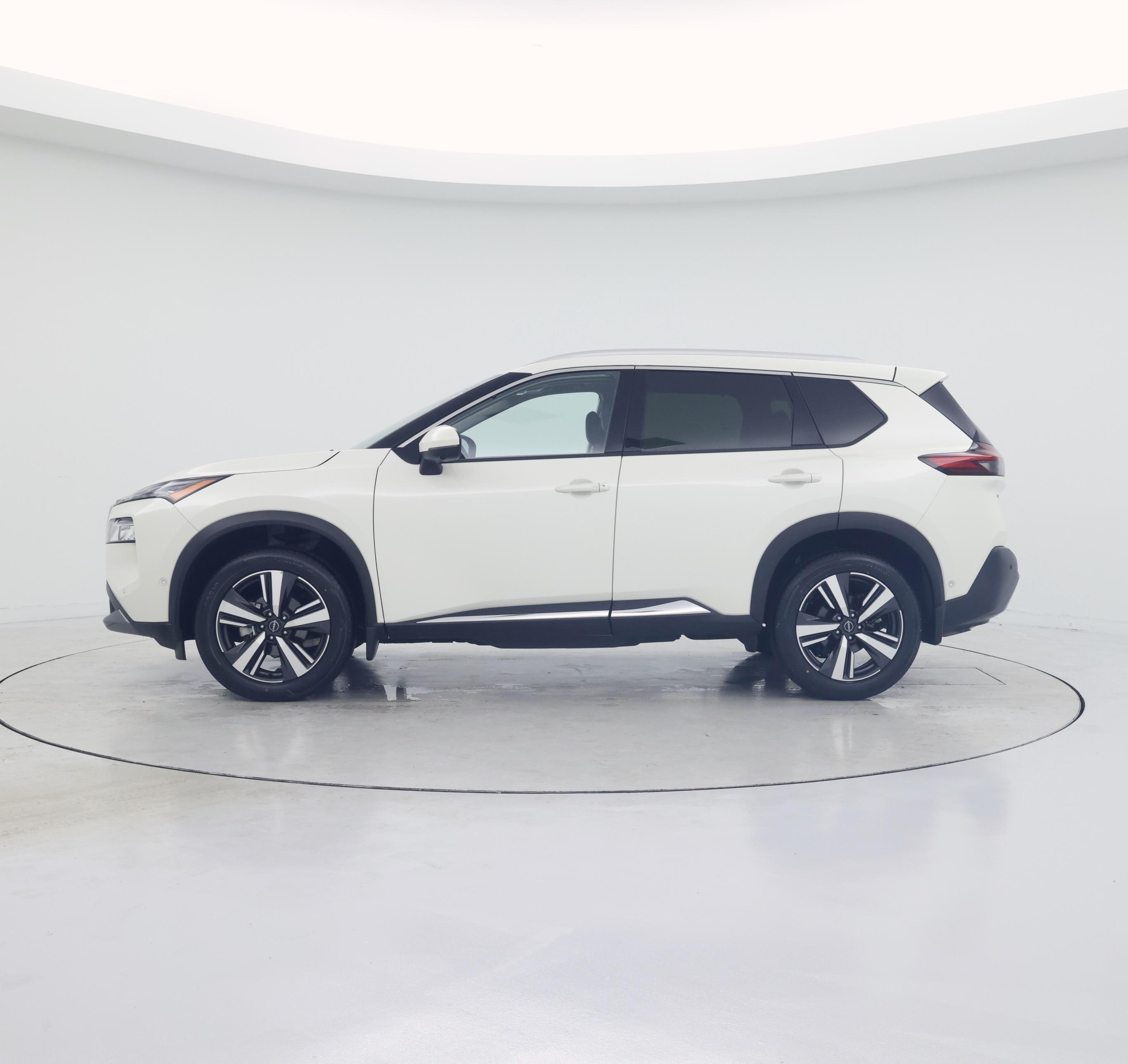 Thumbnail: 2023 Nissan Rogue - 3