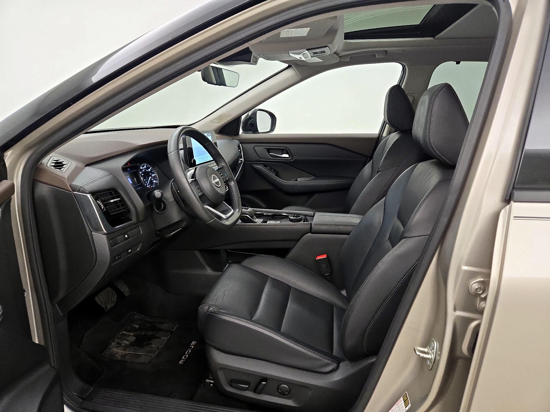 Thumbnail: 2023 Nissan Rogue - 11