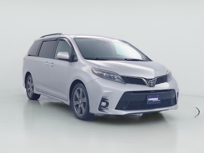 2020 Toyota Sienna SE