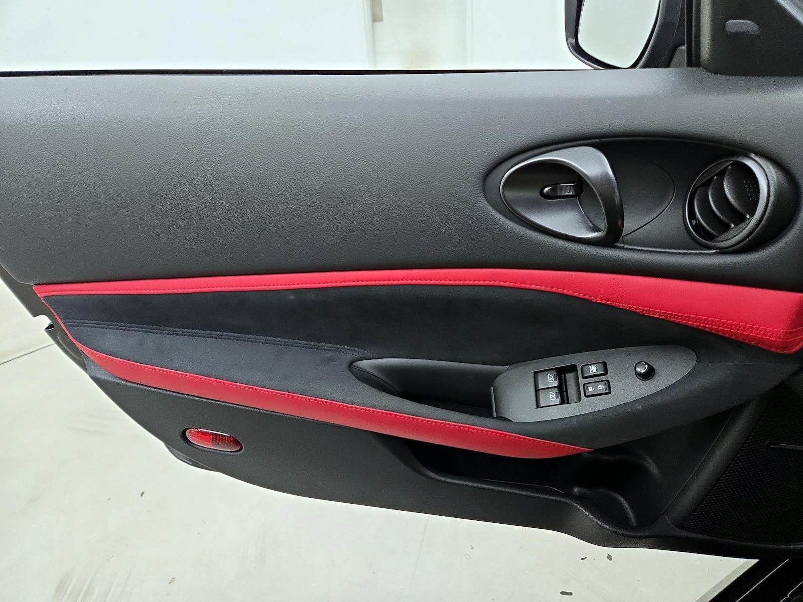 2024 Nissan Z Performance - Photo 13