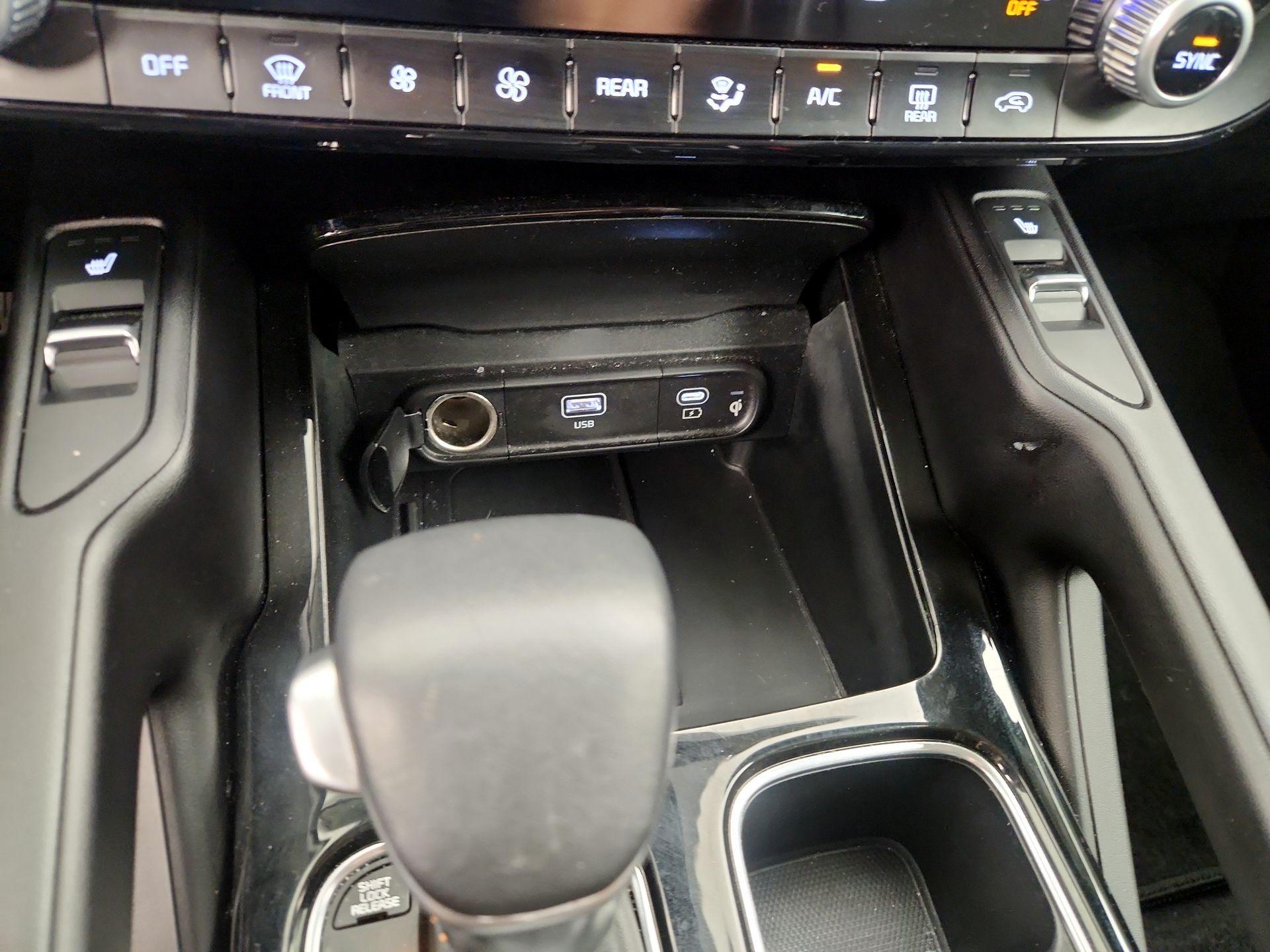 Thumbnail: 2025 Kia Telluride - 19