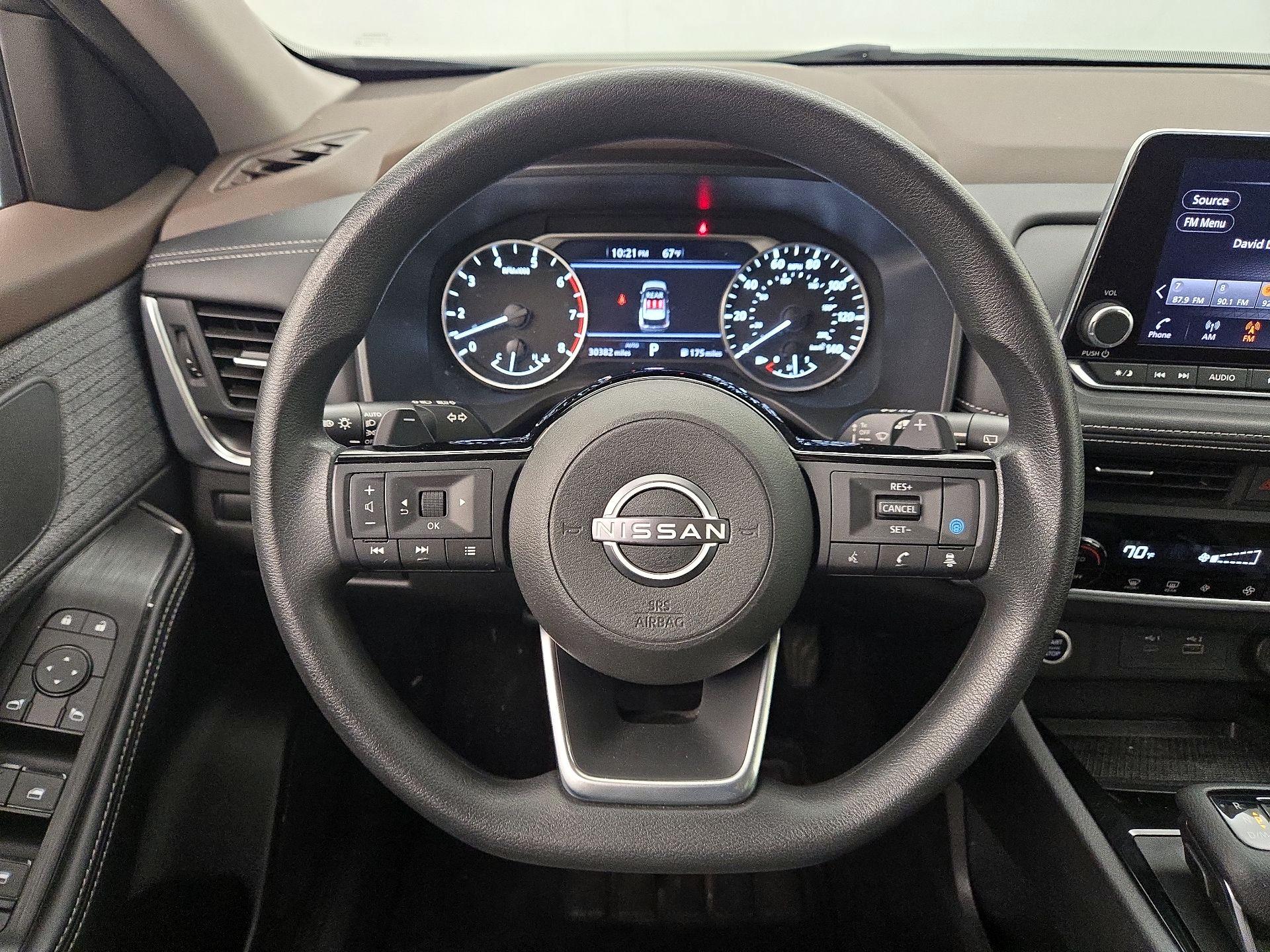 Thumbnail: 2023 Nissan Rogue - 10
