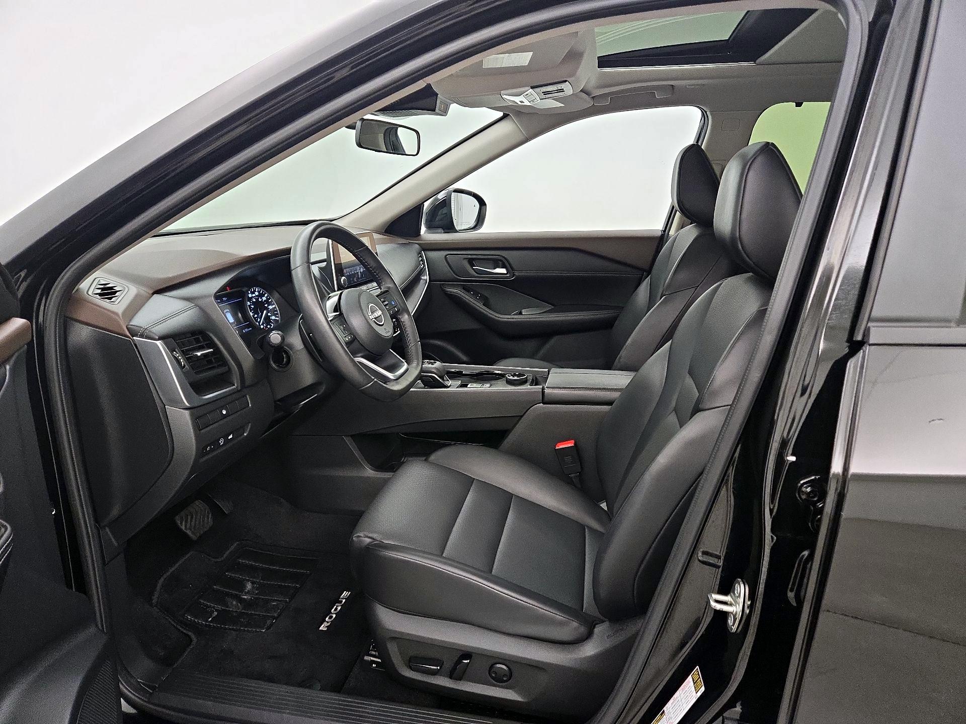 Thumbnail: 2023 Nissan Rogue - 11