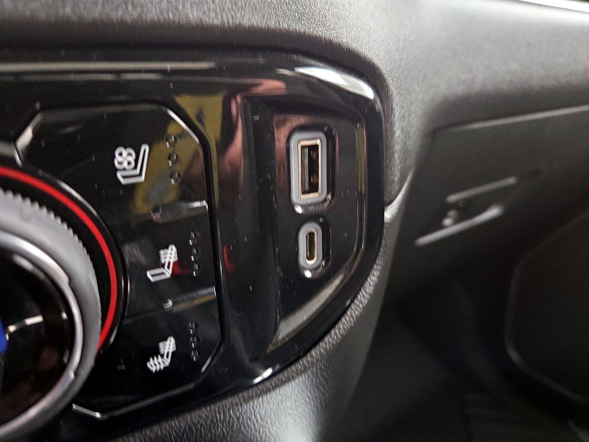 Thumbnail: 2022 Chevrolet Silverado 1500 - 18