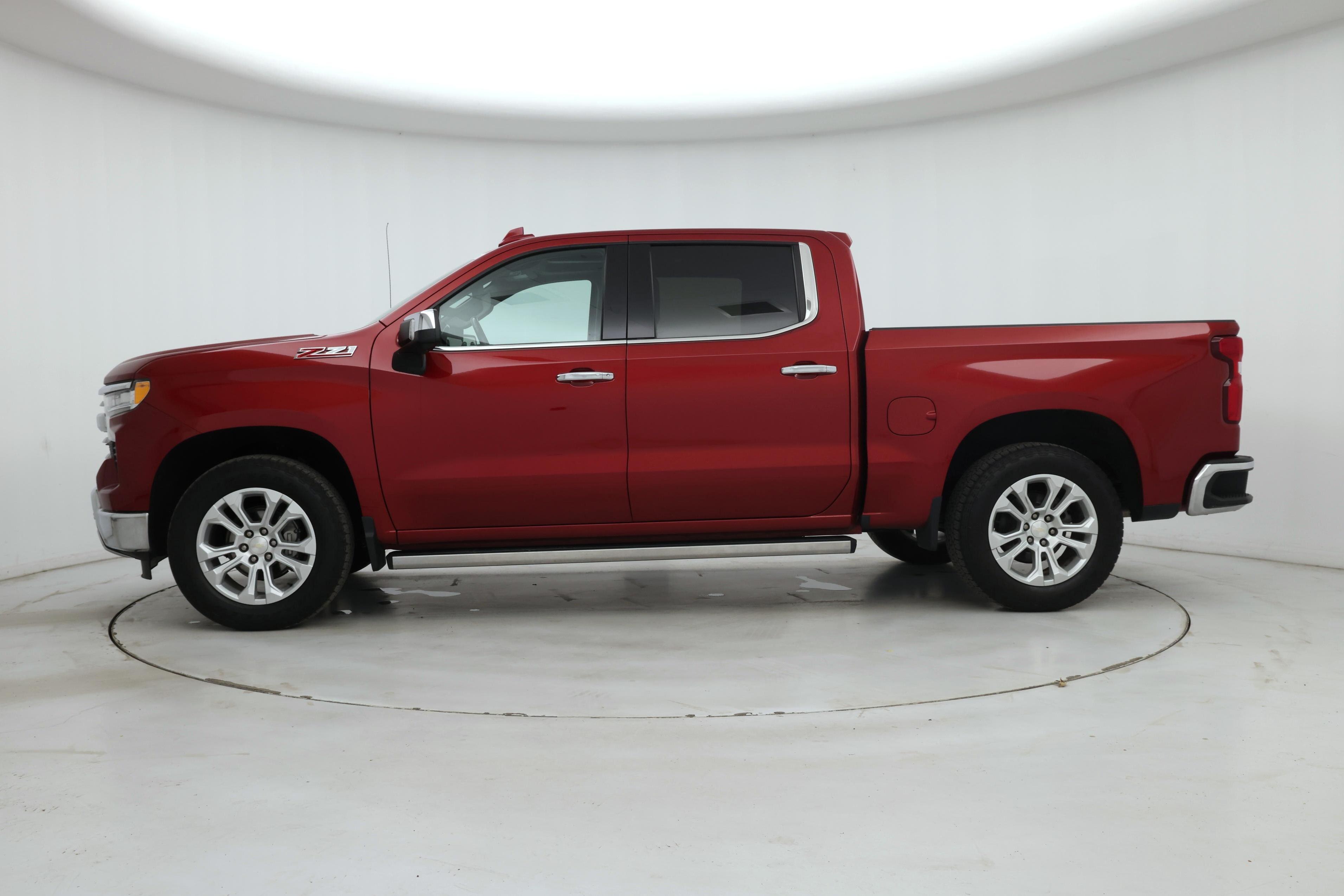 Thumbnail: 2022 Chevrolet Silverado 1500 - 3