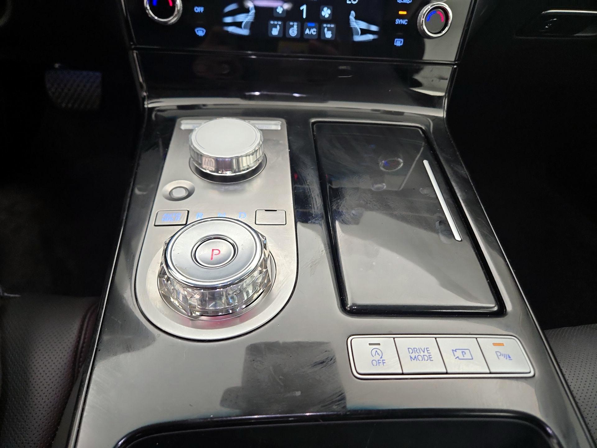 Thumbnail: 2025 Genesis G80 - 18