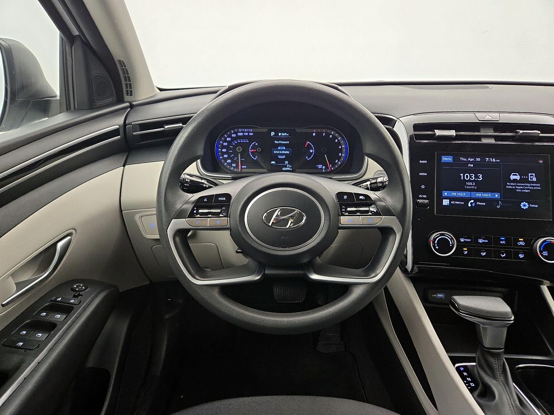 Thumbnail: 2022 Hyundai Tucson - 10
