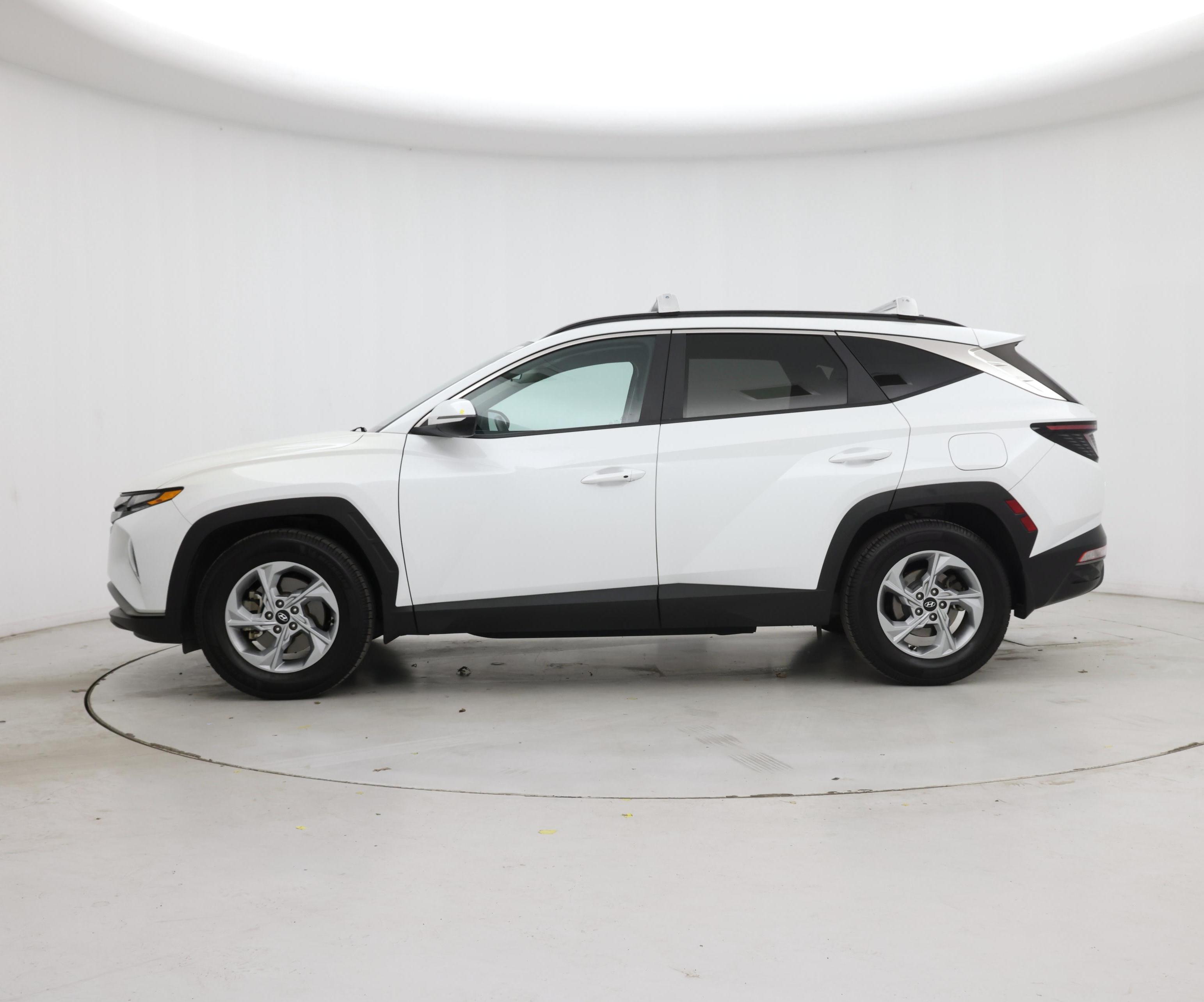 Thumbnail: 2022 Hyundai Tucson - 3