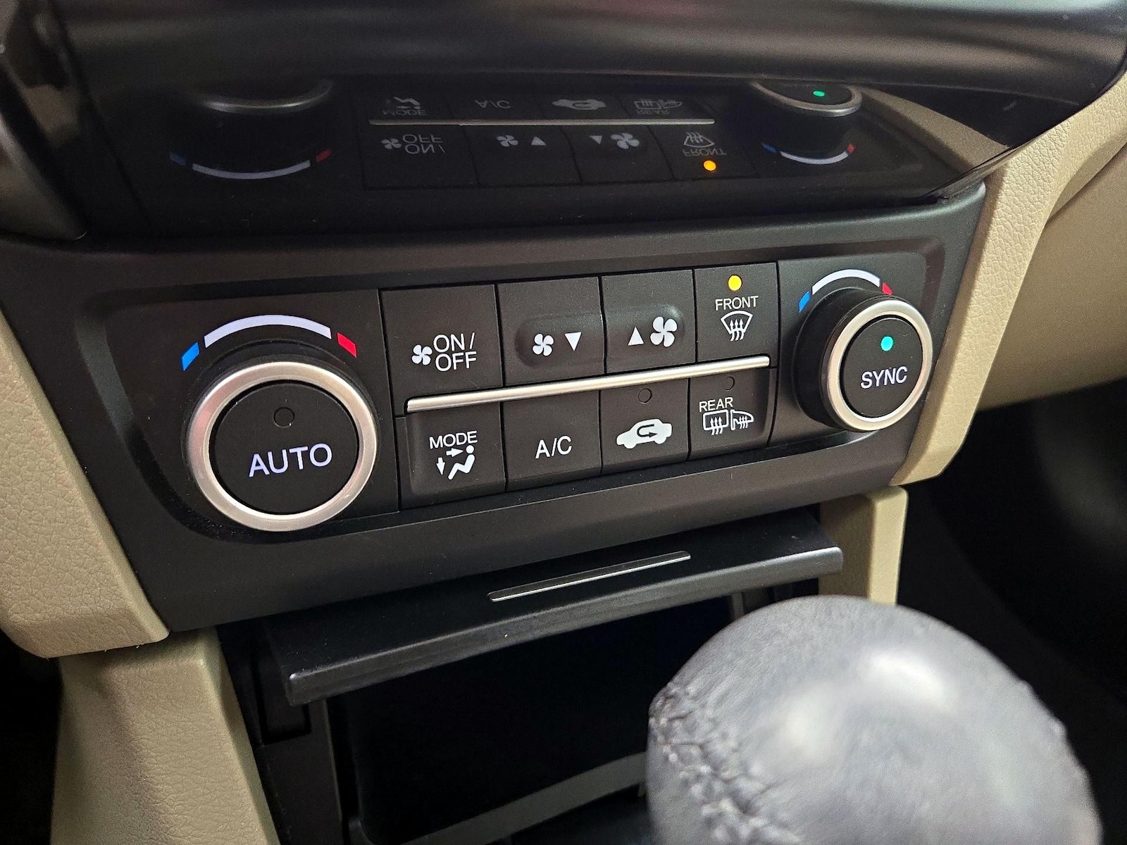 2017 Acura ILX Premium - Photo 17