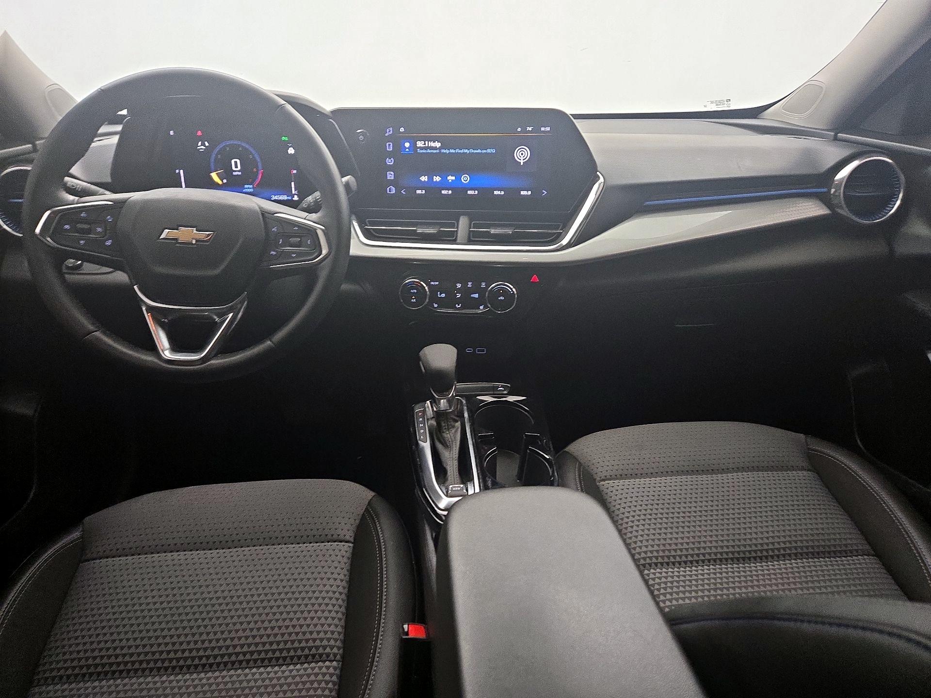 Thumbnail: 2025 Chevrolet Trax - 9