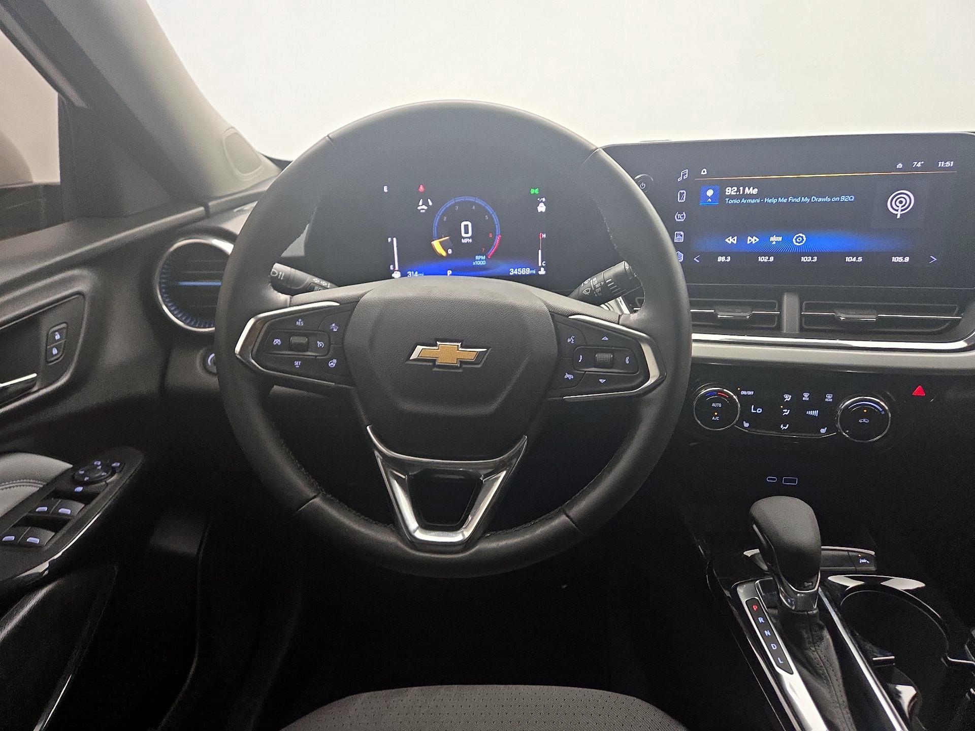 Thumbnail: 2025 Chevrolet Trax - 10