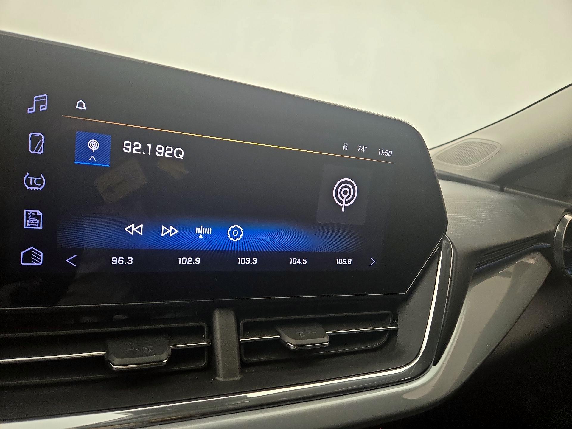 Thumbnail: 2025 Chevrolet Trax - 15