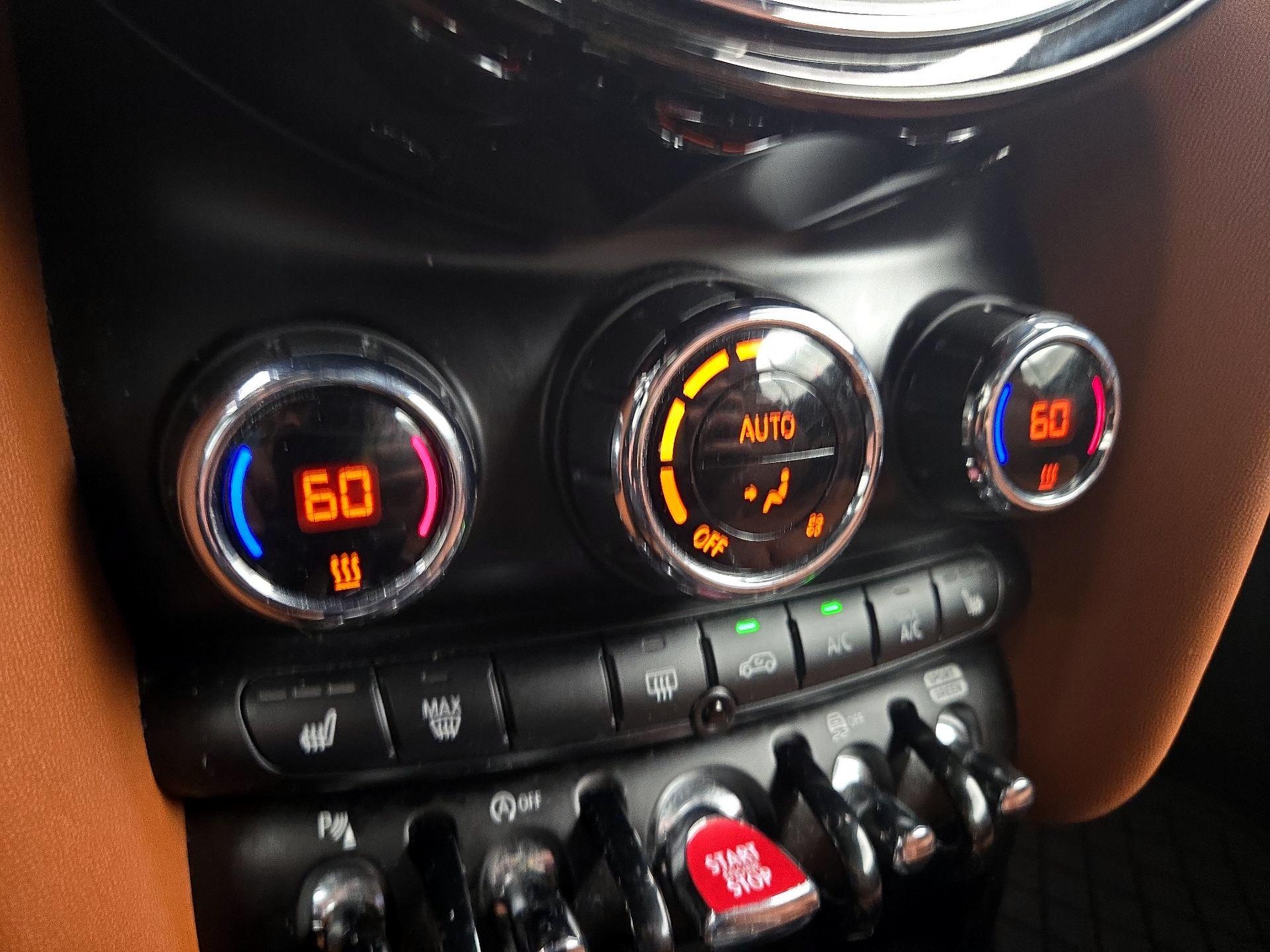 Thumbnail: 2020 MINI Cooper - 17