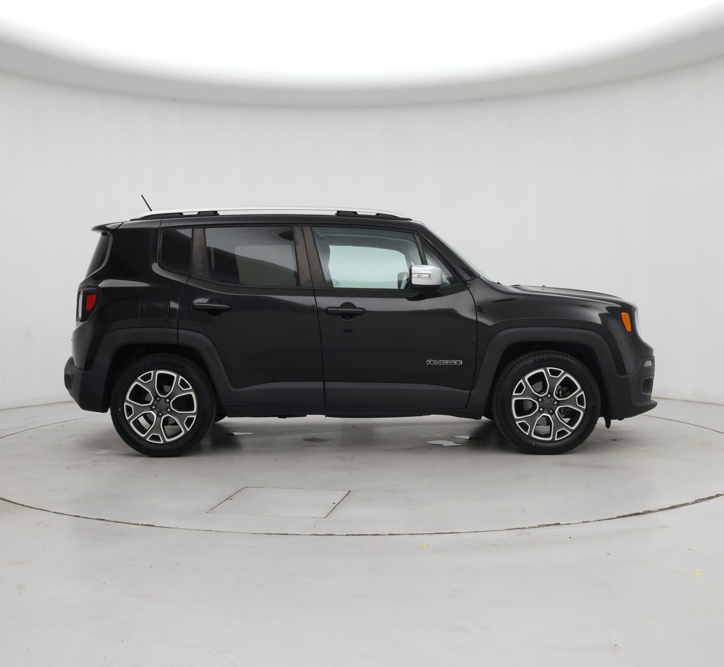 Thumbnail: 2017 Jeep Renegade - 7