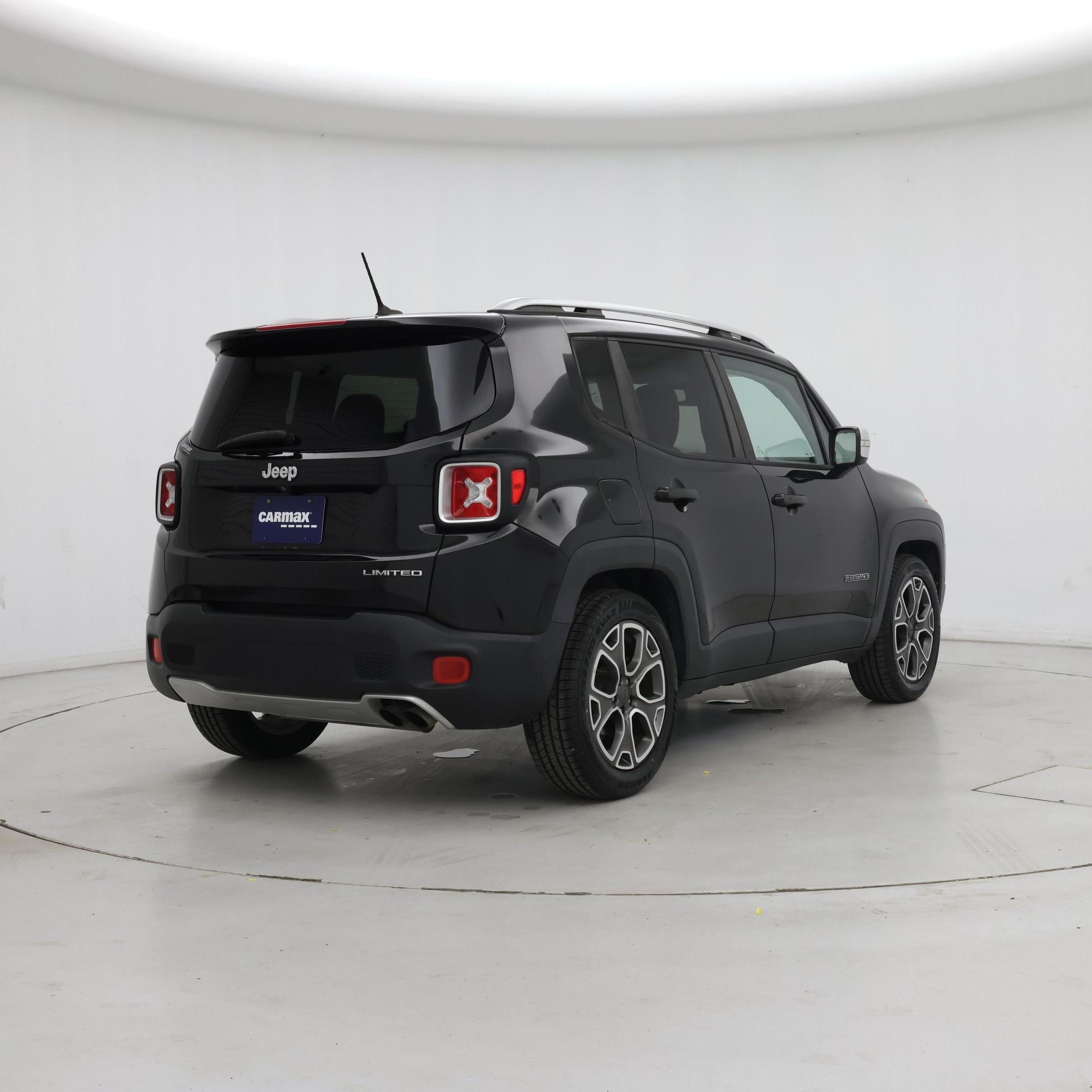 Thumbnail: 2017 Jeep Renegade - 8