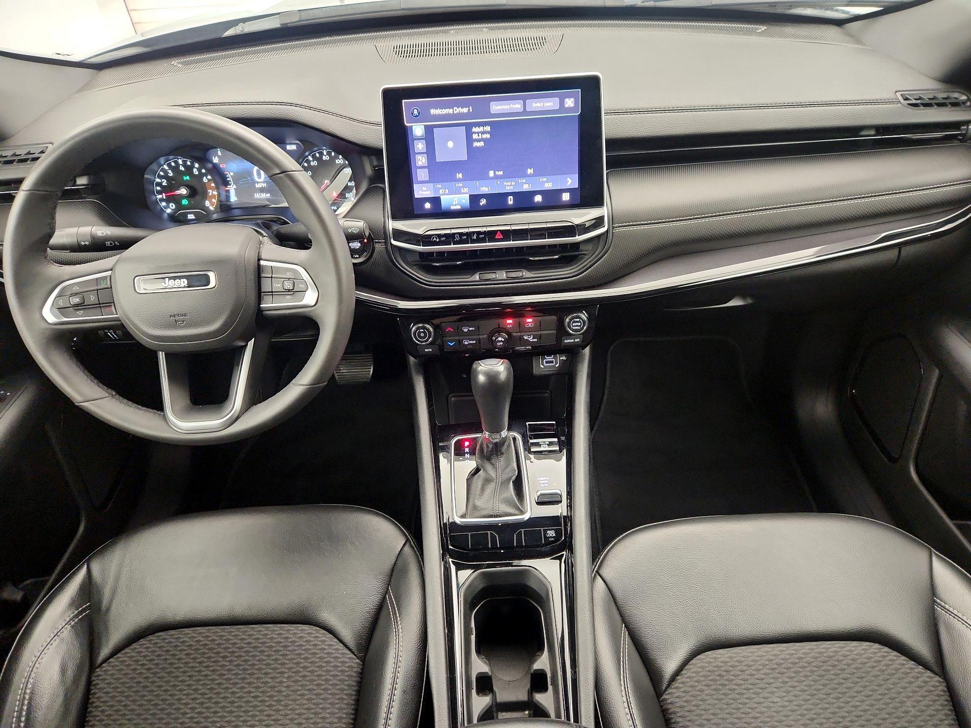 Thumbnail: 2023 Jeep Compass - 9