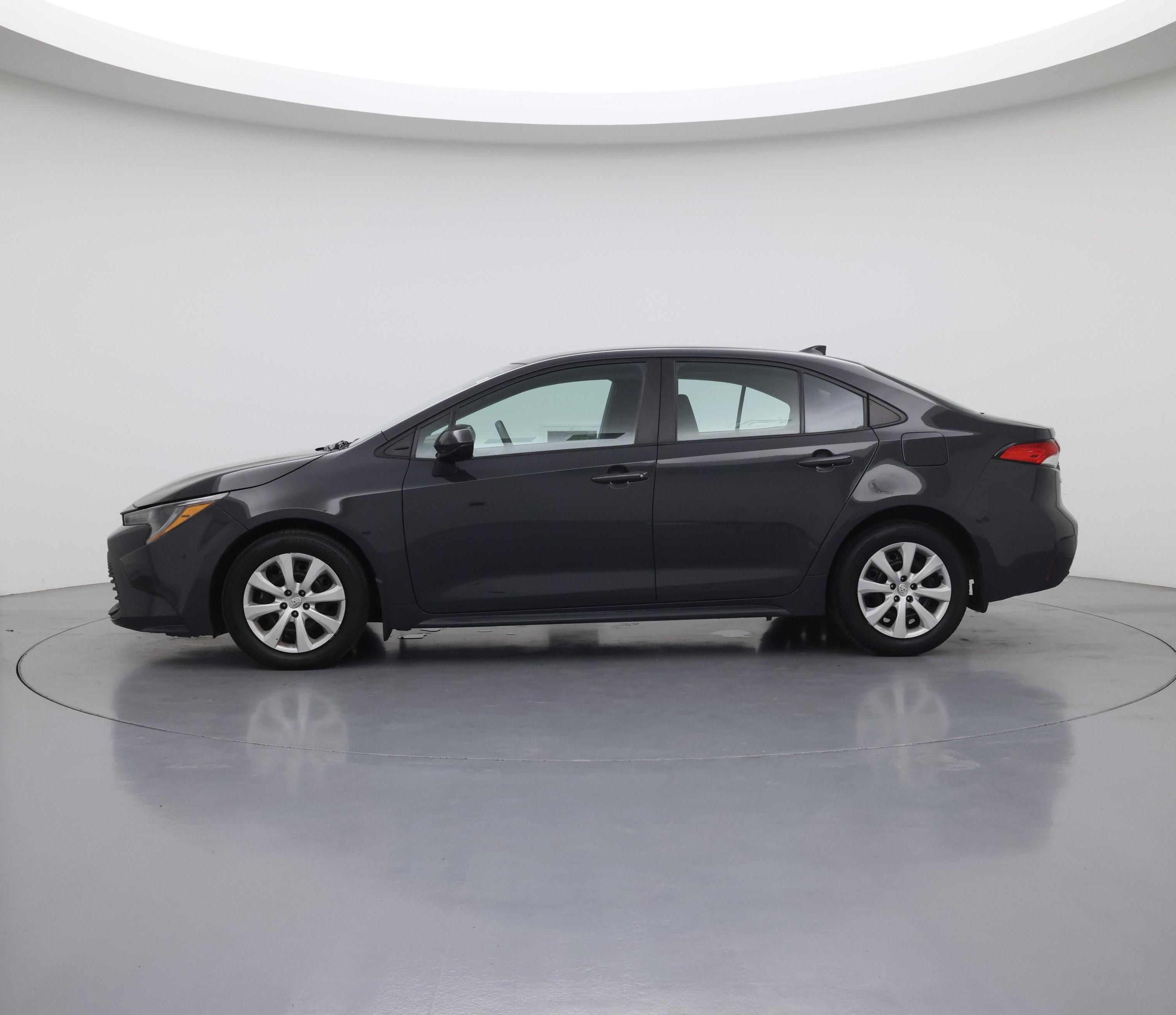 Thumbnail: 2023 Toyota Corolla - 3
