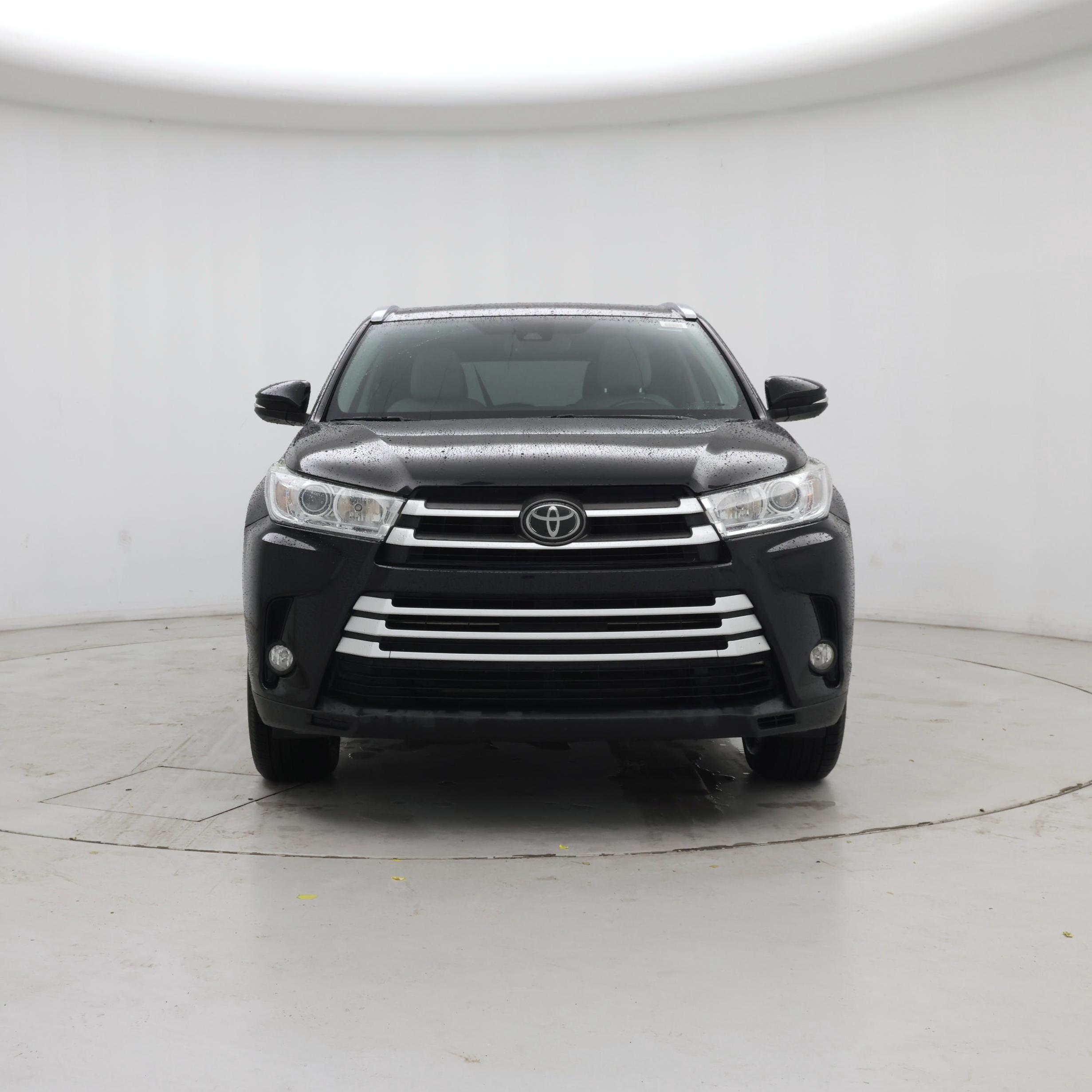 Thumbnail: 2017 Toyota Highlander - 5