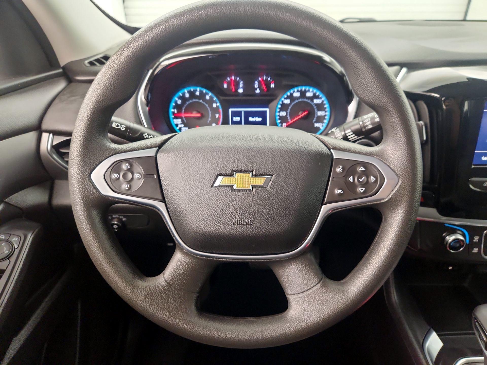 Thumbnail: 2021 Chevrolet Traverse - 10