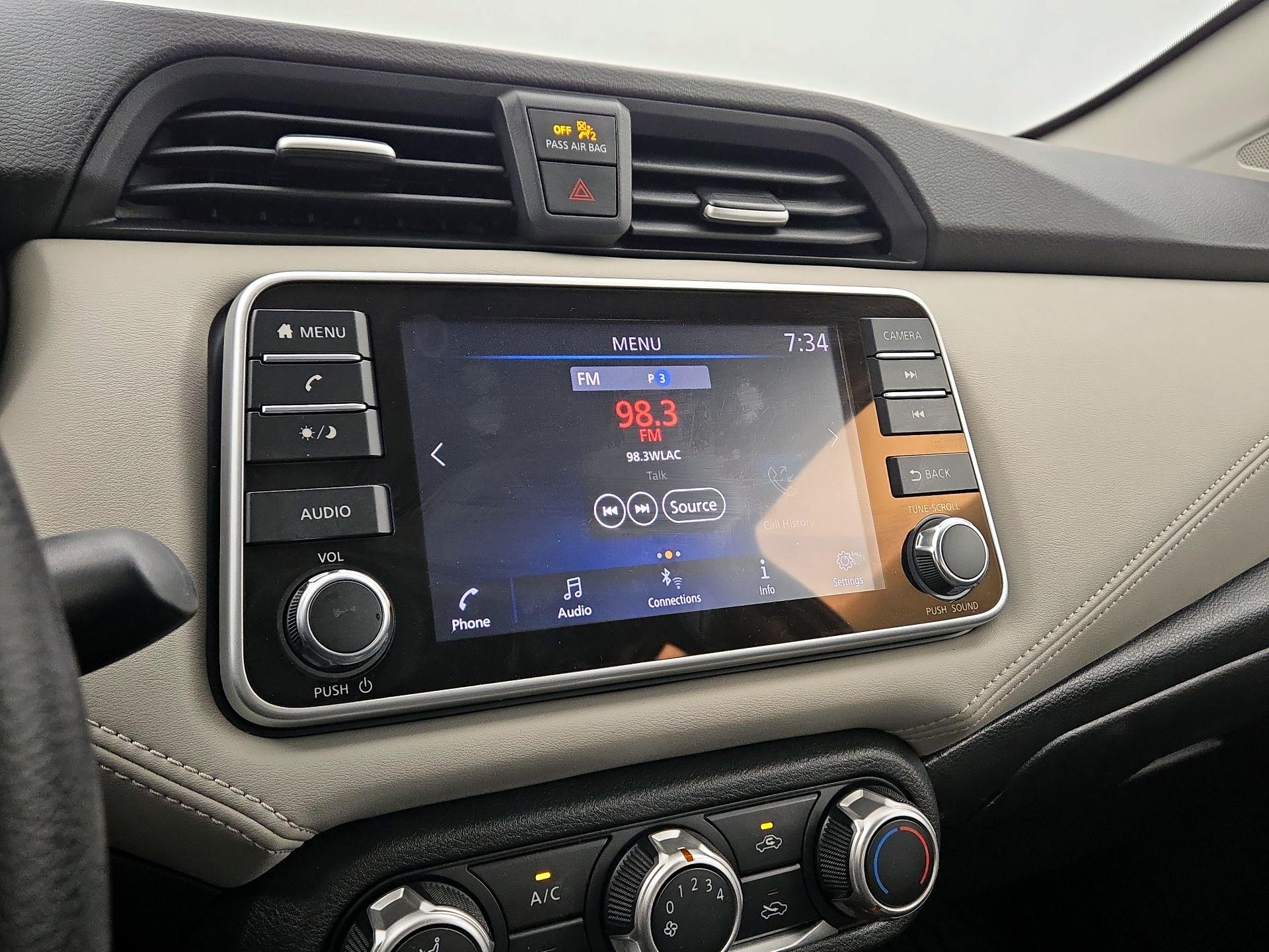 Thumbnail: 2020 Nissan Versa - 14