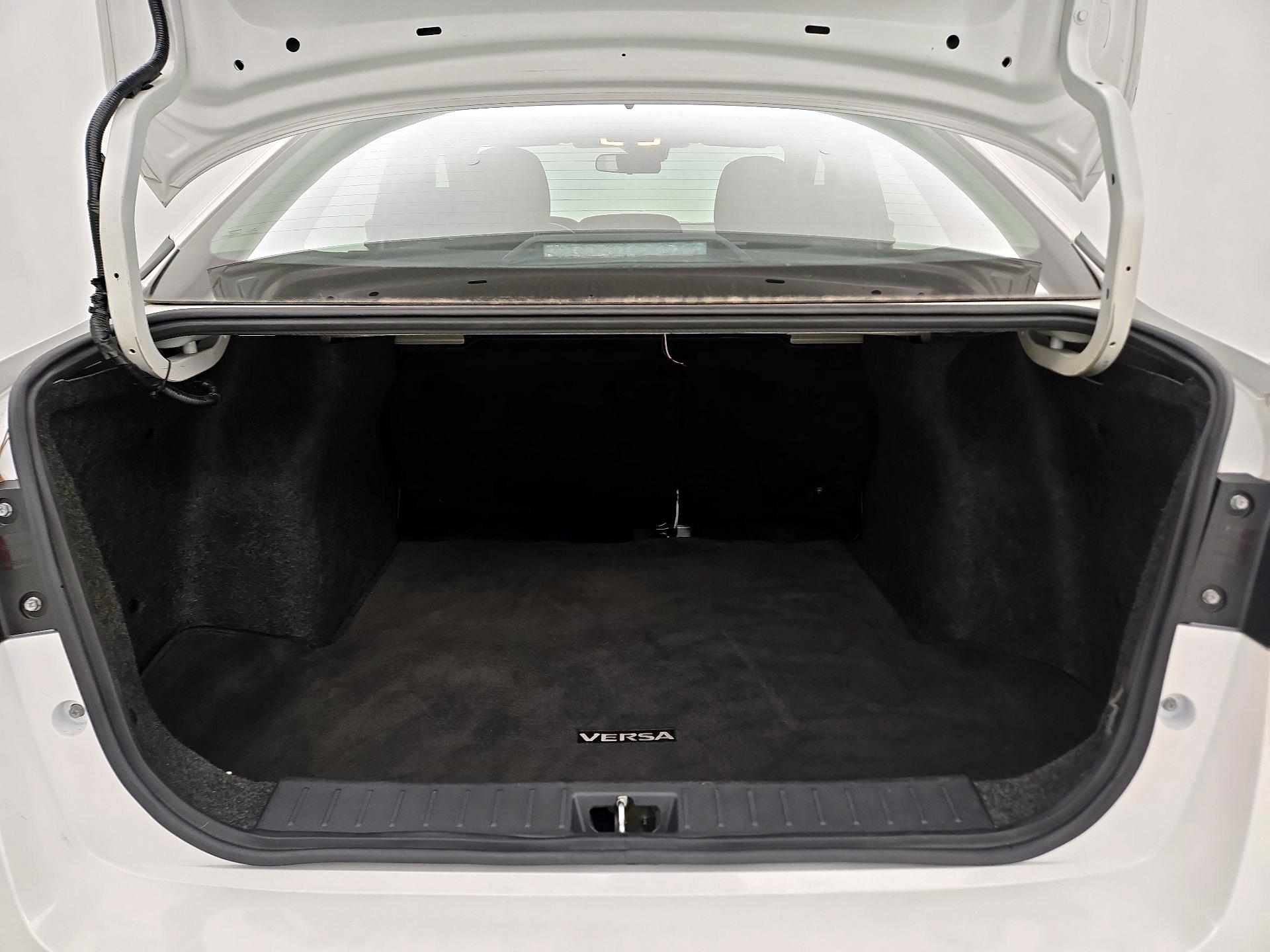 Thumbnail: 2020 Nissan Versa - 19