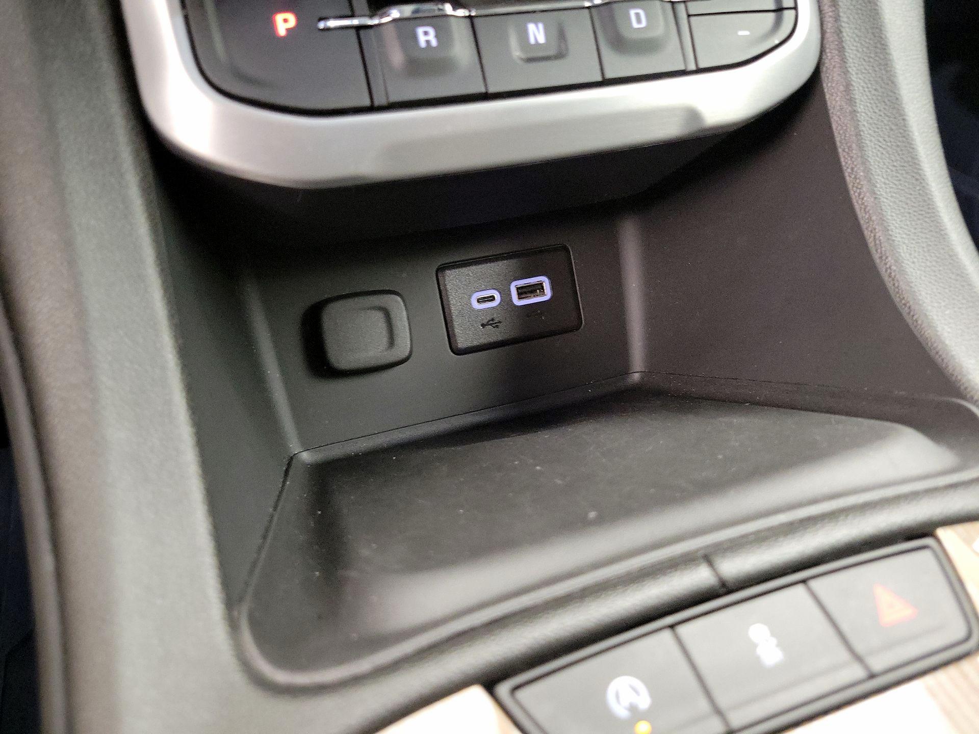 Thumbnail: 2023 GMC Acadia - 18
