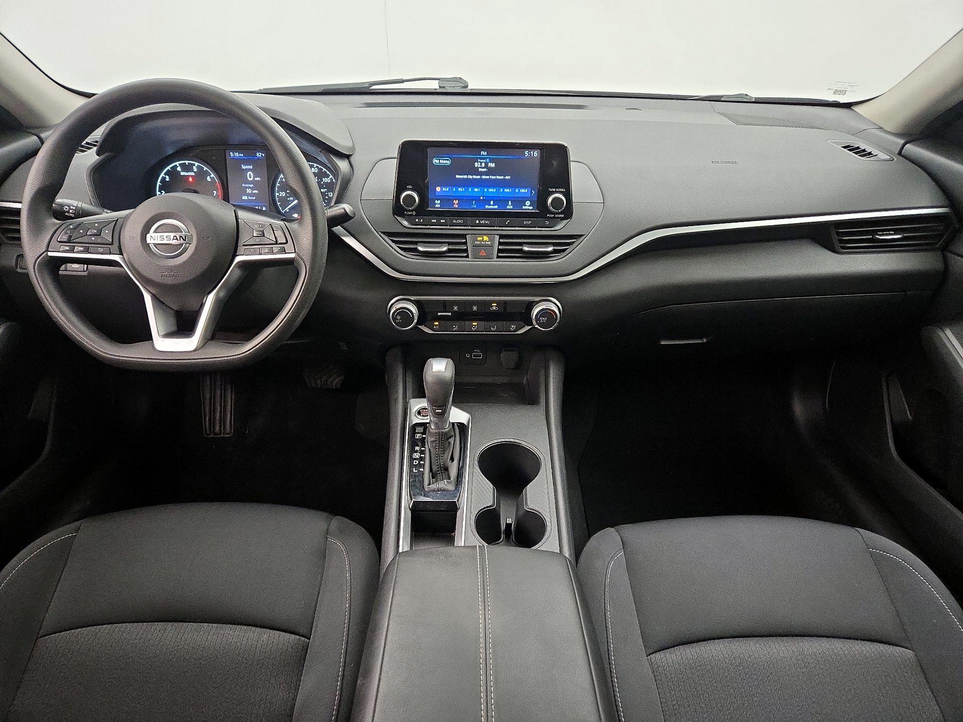 Thumbnail: 2022 Nissan Altima - 9