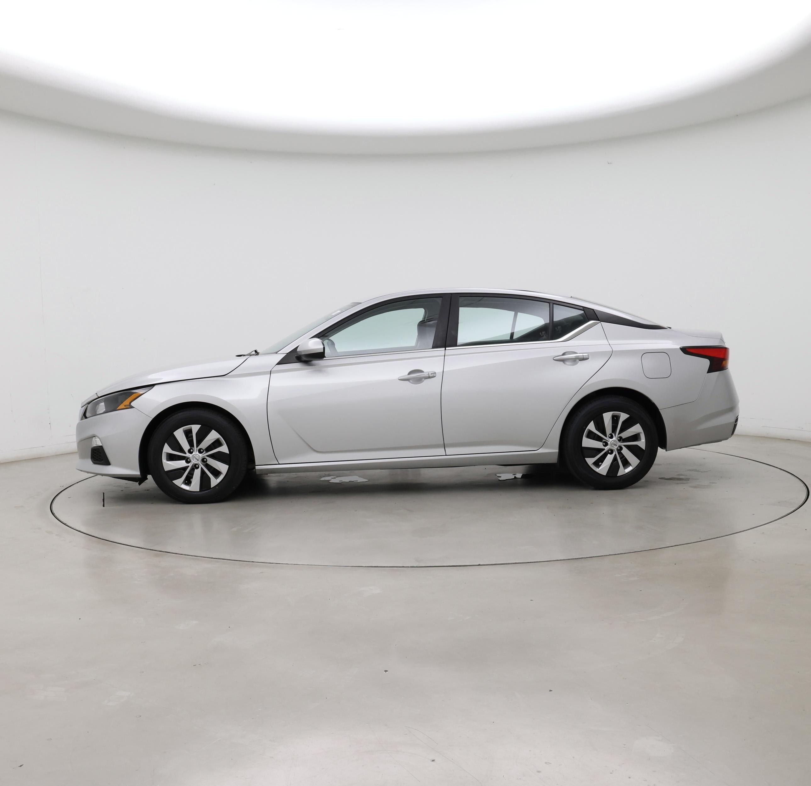 Thumbnail: 2022 Nissan Altima - 3