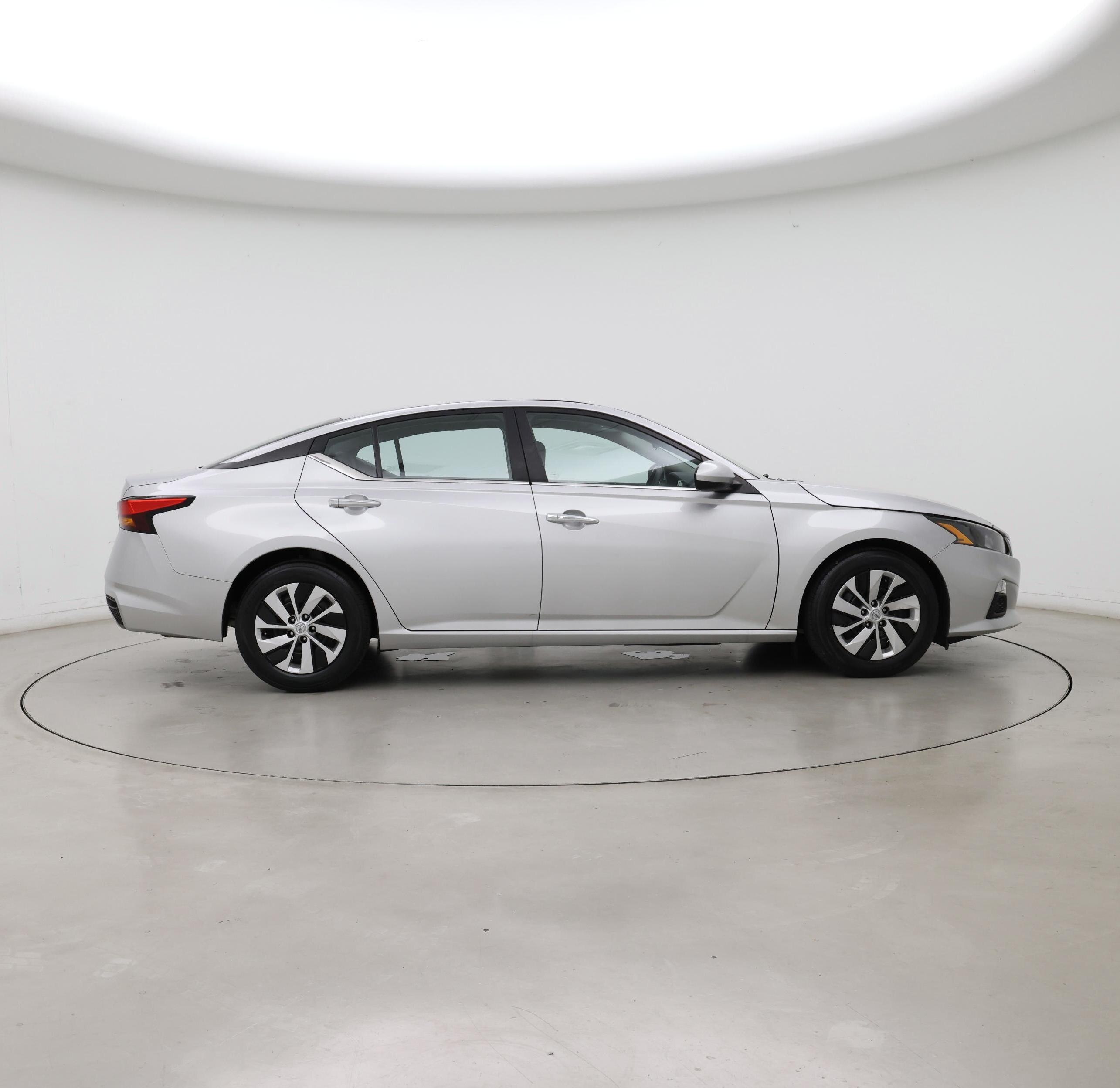 Thumbnail: 2022 Nissan Altima - 7