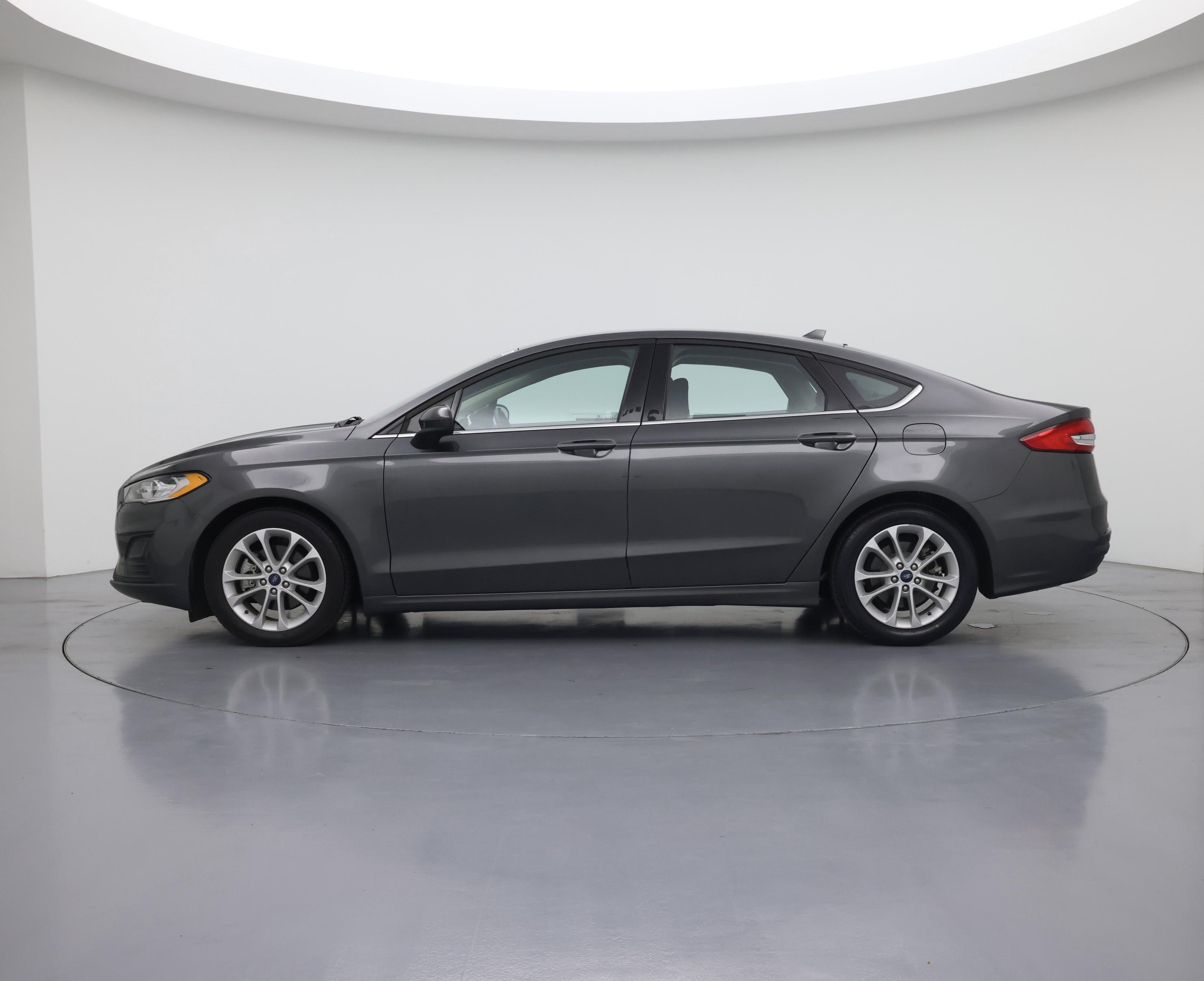 Thumbnail: 2020 Ford Fusion - 3