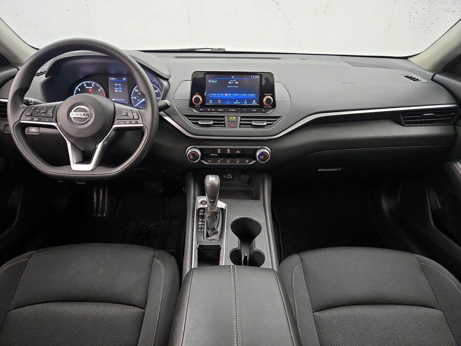 Thumbnail: 2022 Nissan Altima - 9