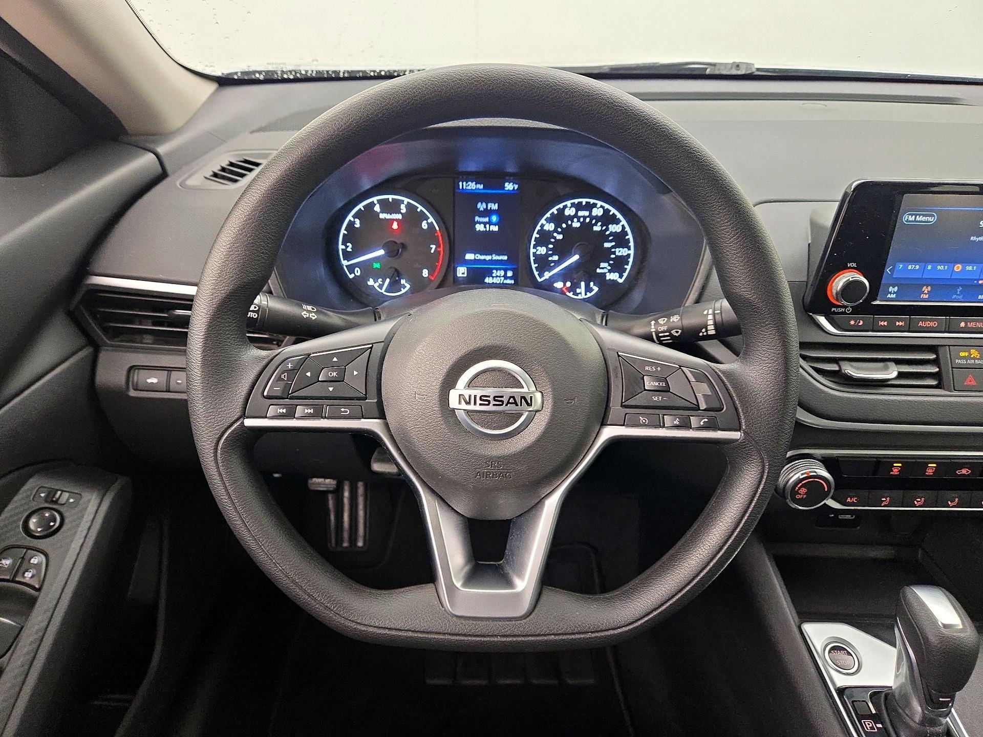 Thumbnail: 2022 Nissan Altima - 10