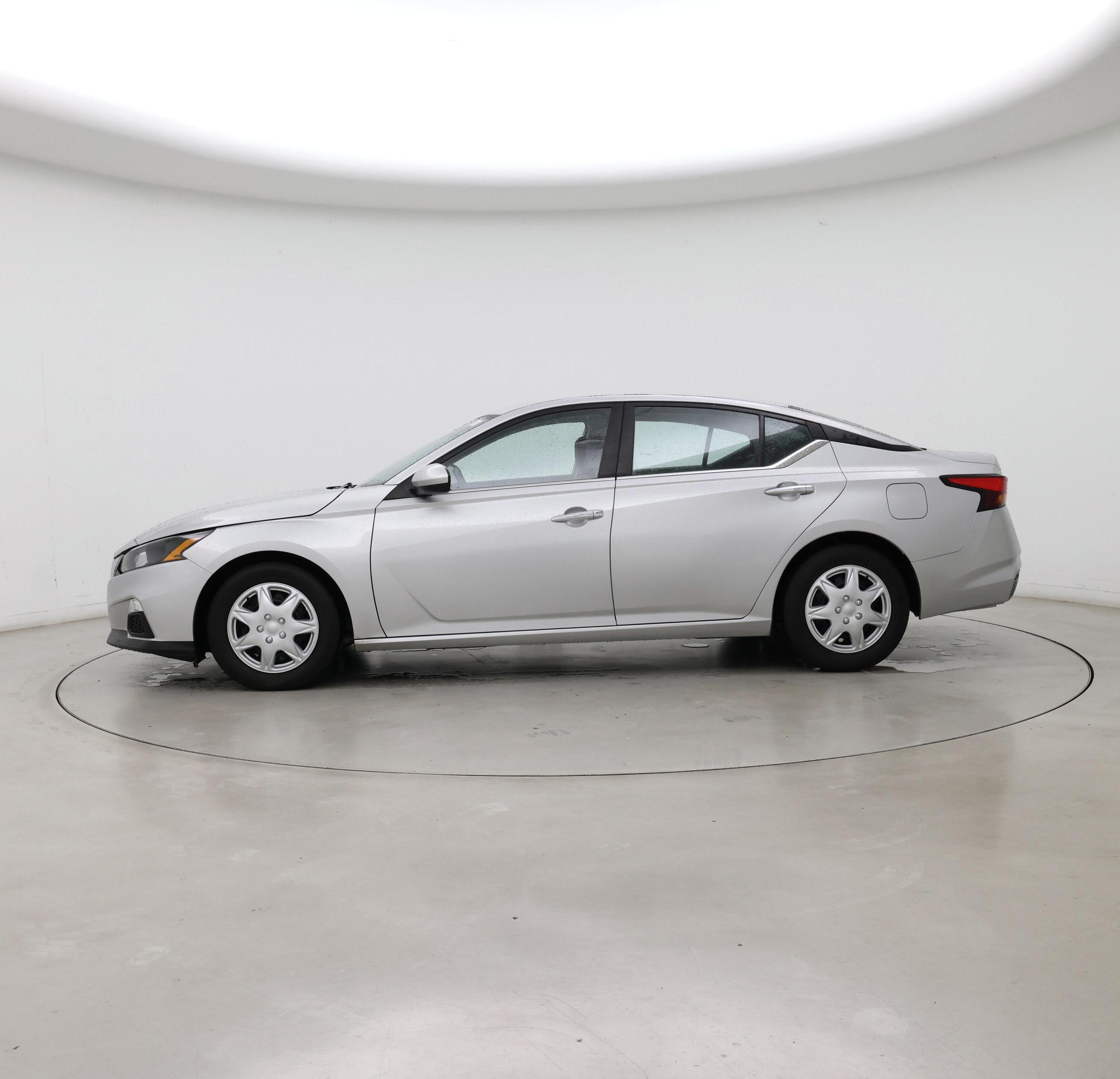 Thumbnail: 2022 Nissan Altima - 3