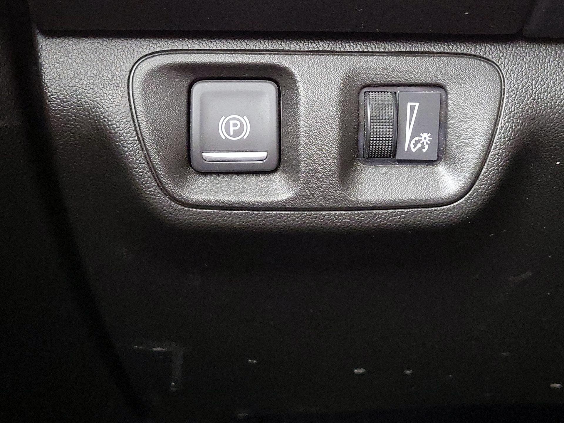 Thumbnail: 2023 GMC Acadia - 13