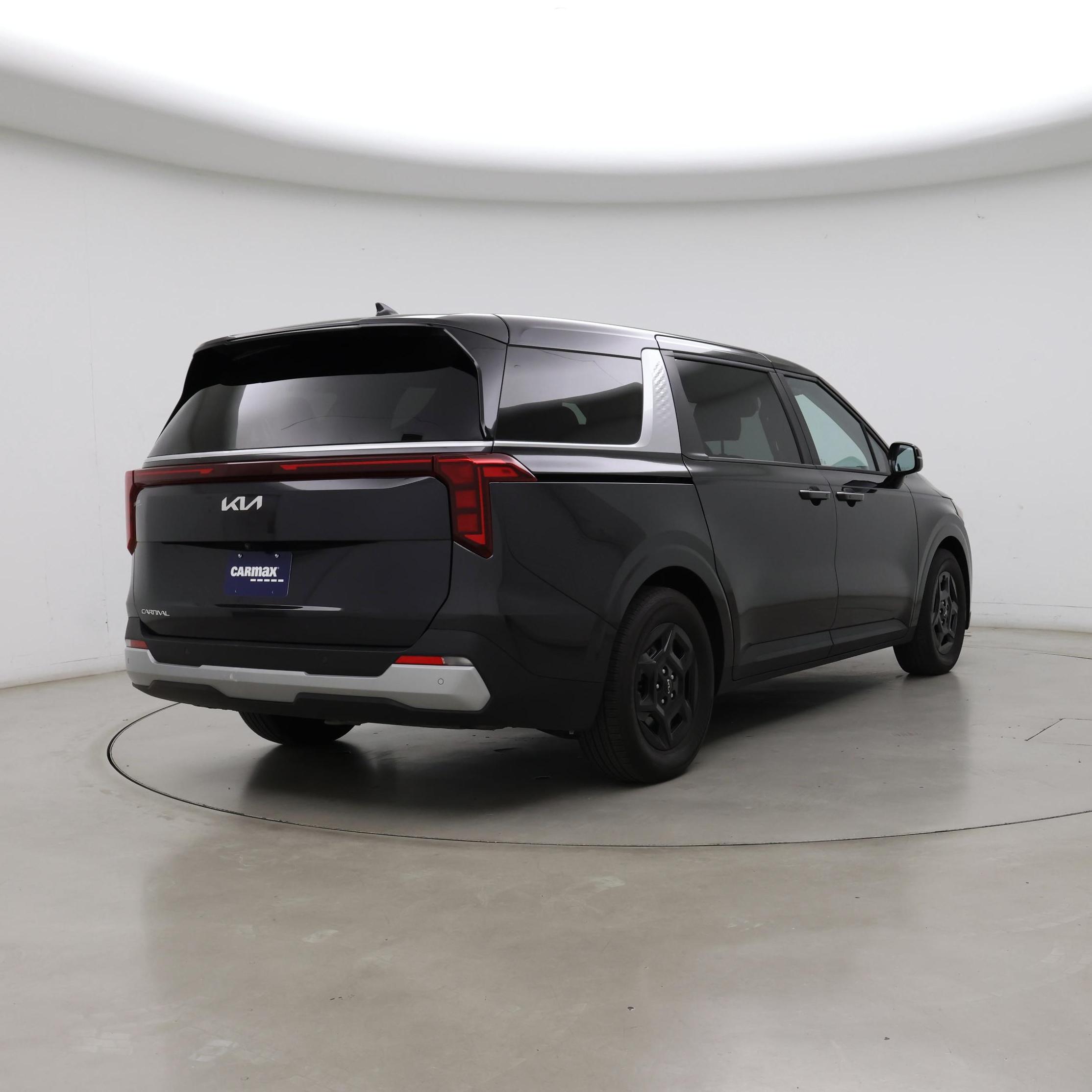 Thumbnail: 2025 Kia Carnival - 8