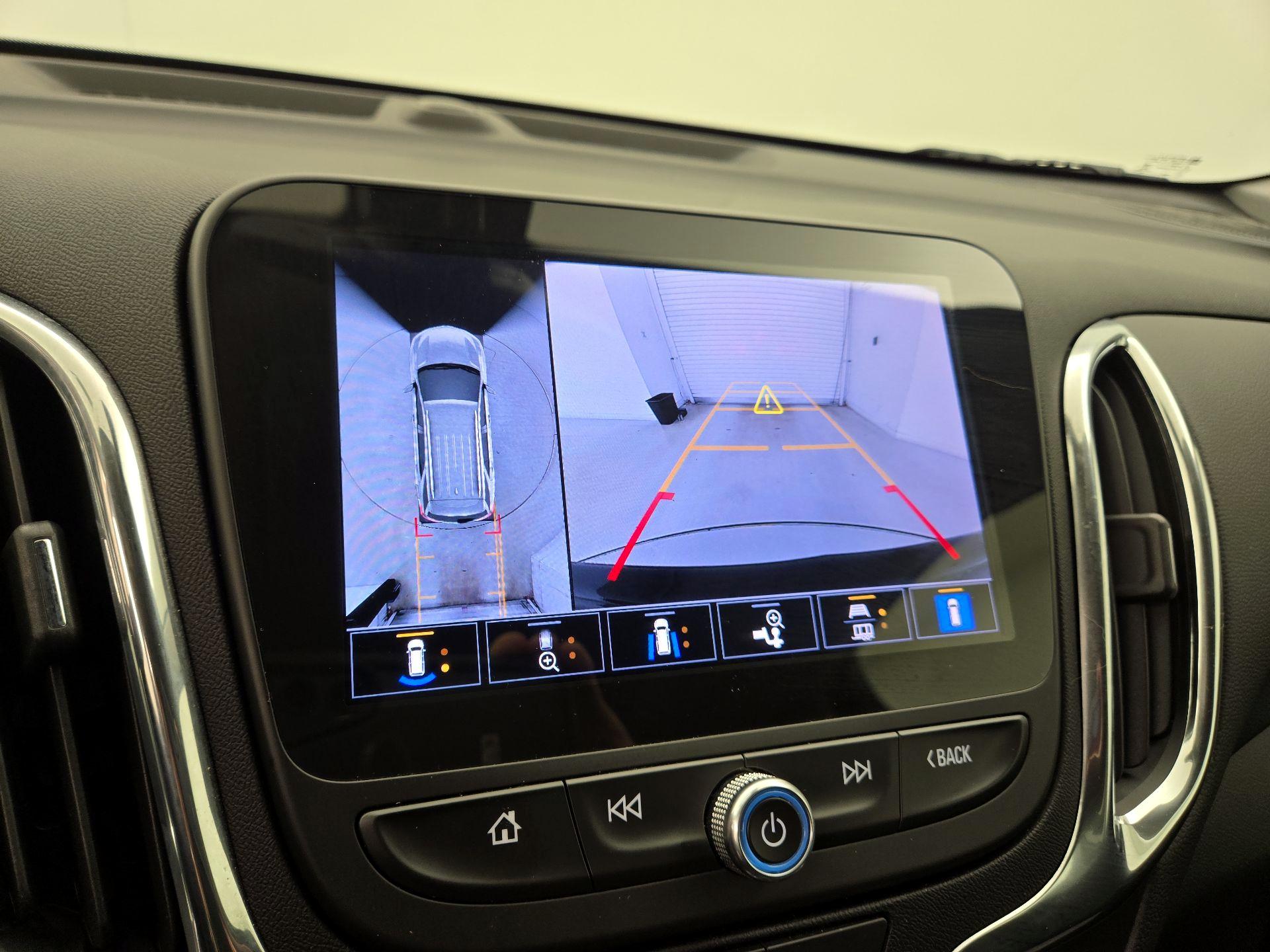 Thumbnail: 2022 Chevrolet Equinox - 15