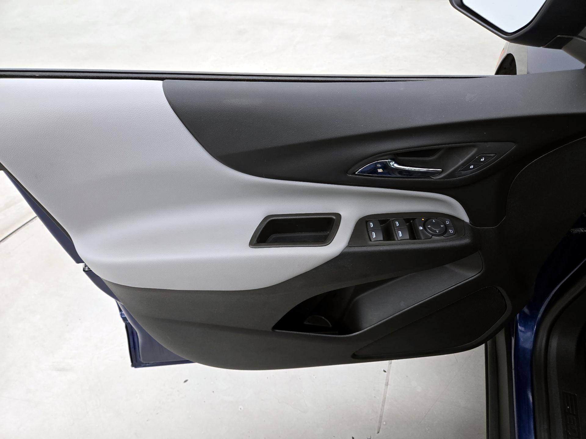 Thumbnail: 2023 Chevrolet Equinox - 12
